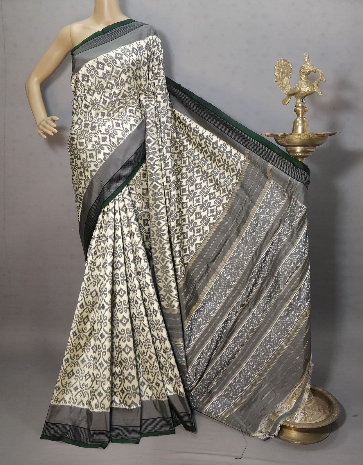 Pochampally Handloom Ikkat/Ikat Patola Silk Sarees