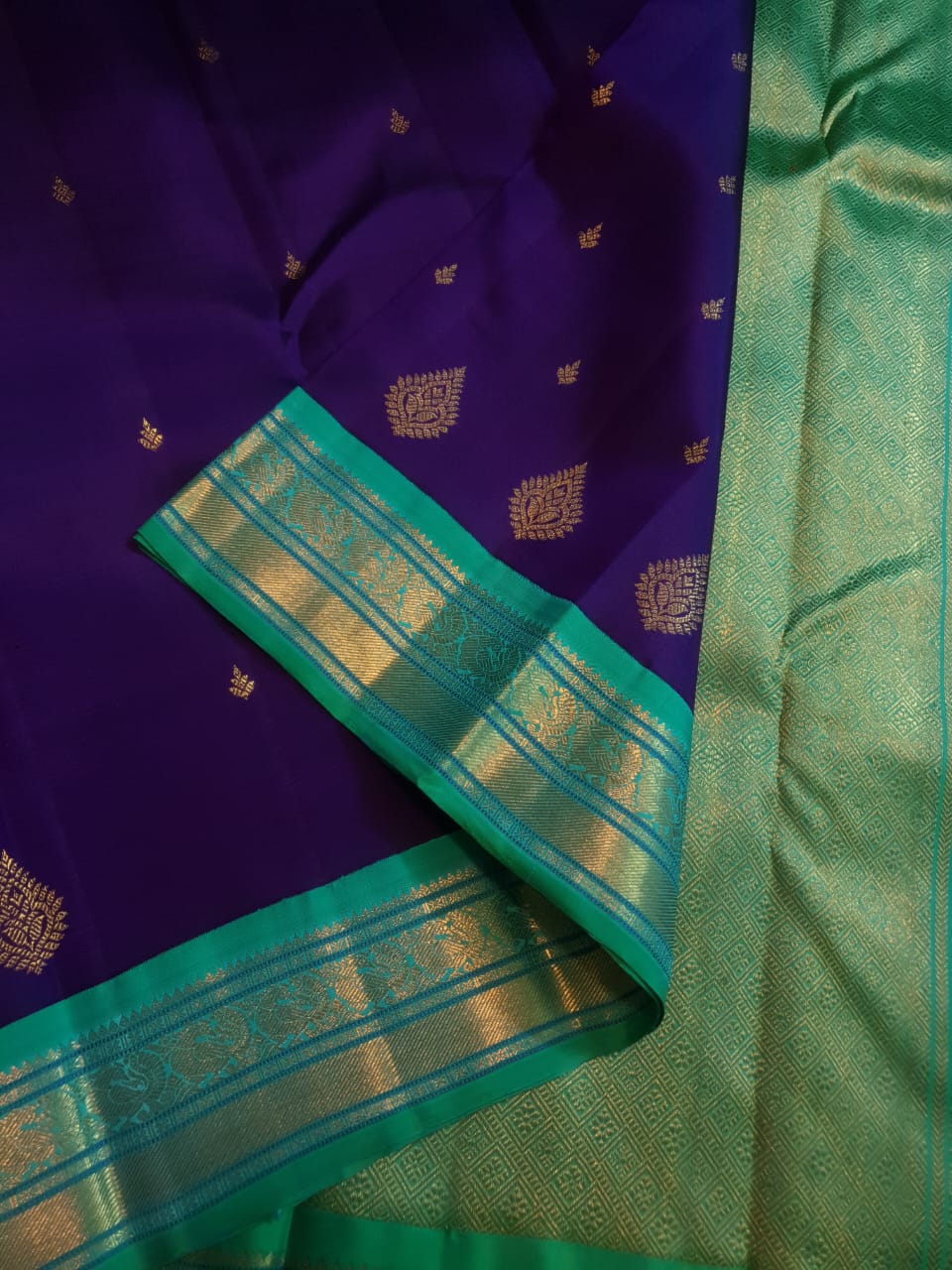 Dual Tone Lilla Kanchipuram Handloom 4G Pure Gold Pattu Silk Saree