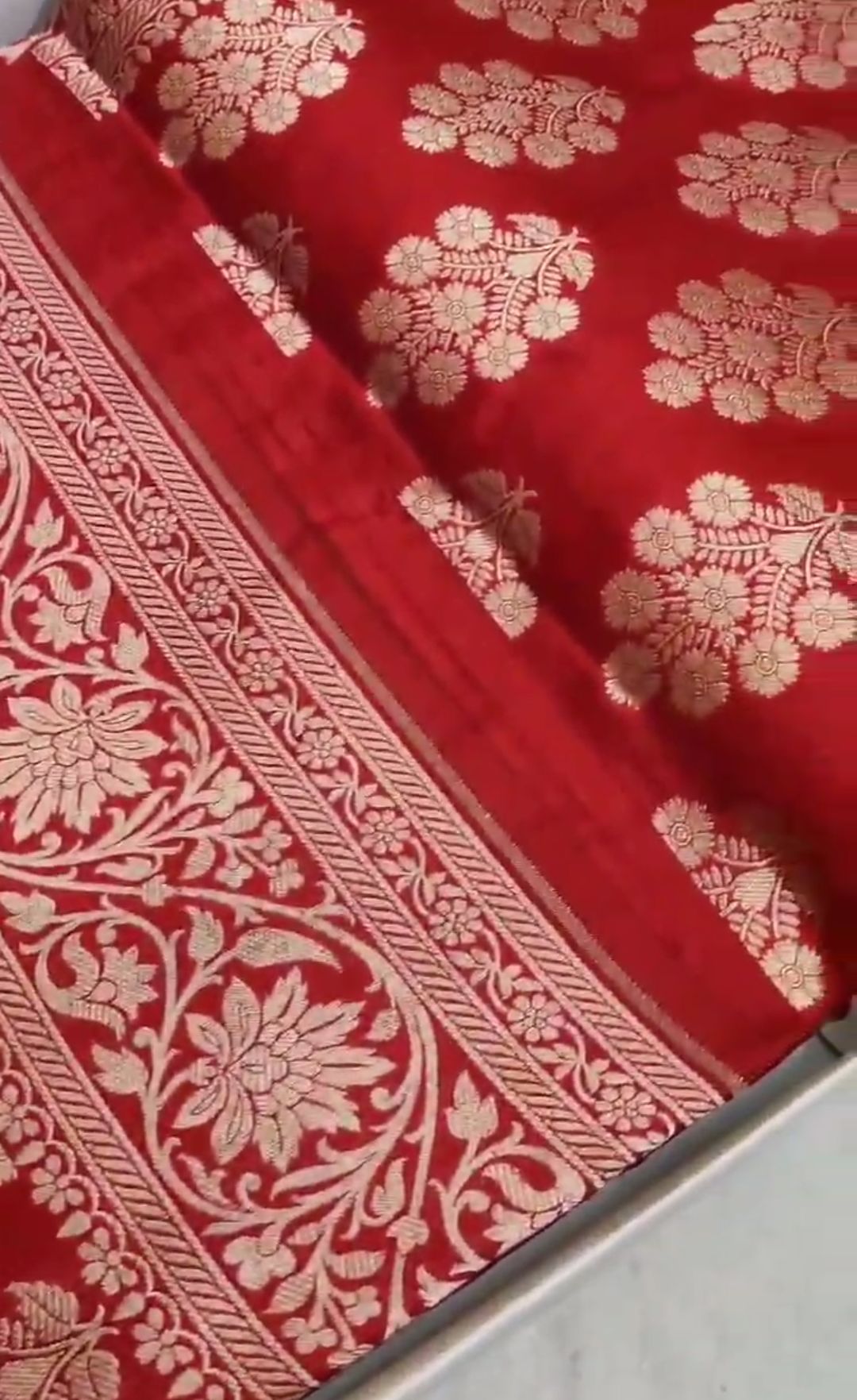 Red Banarasi Handloom Katan Silk Saree