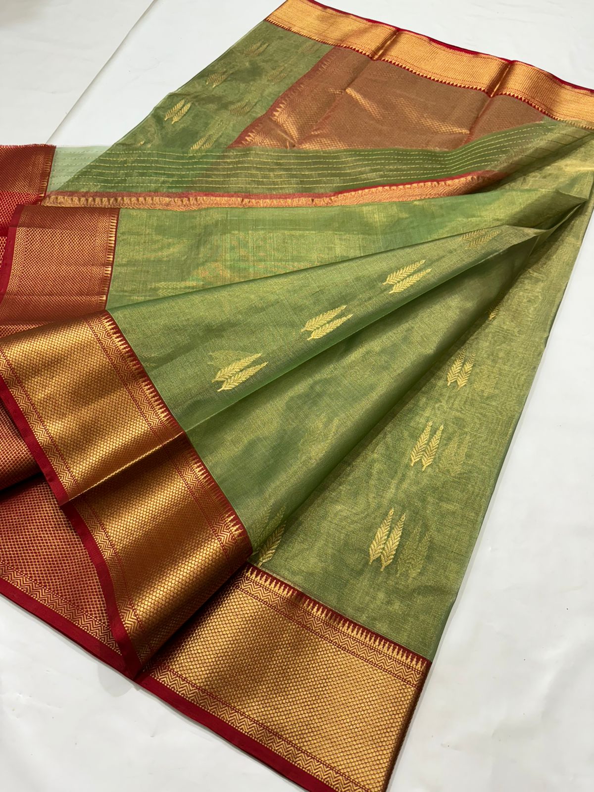 Mehandi Green Chanderi Handloom Katan Tissue Silk Saree