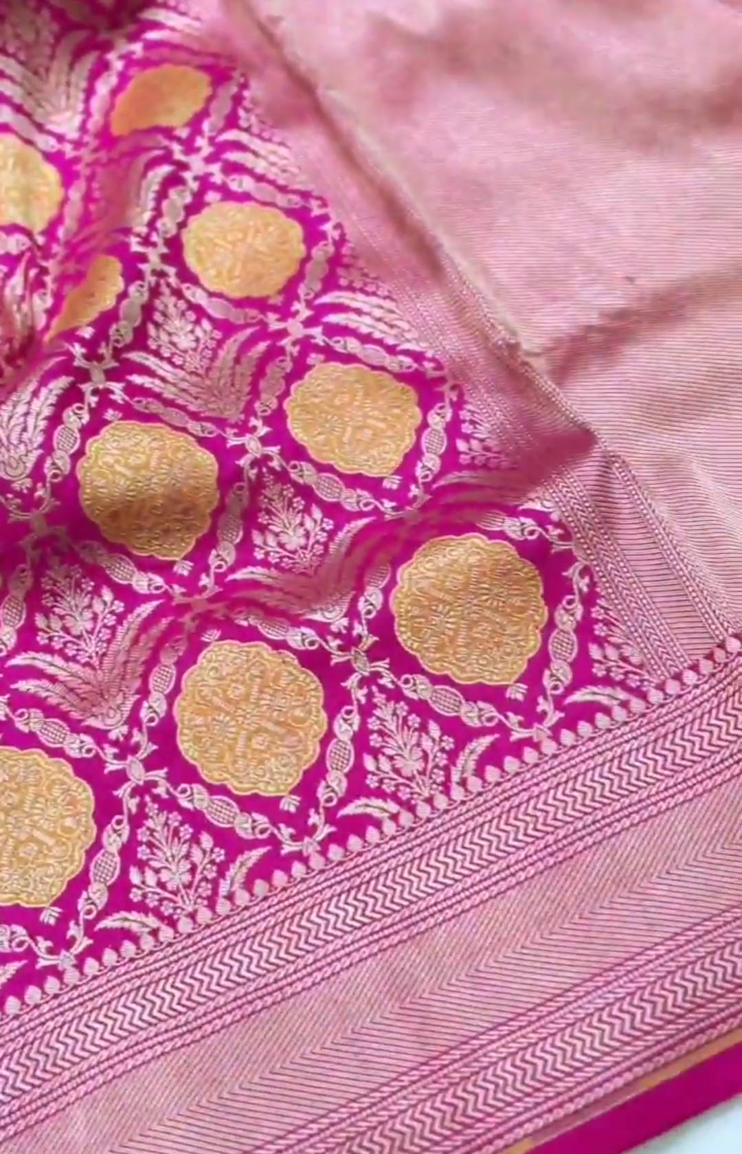 Dual Tone Hot Pink Banarasi Handloom Katan Silk Sona Rupa Saree