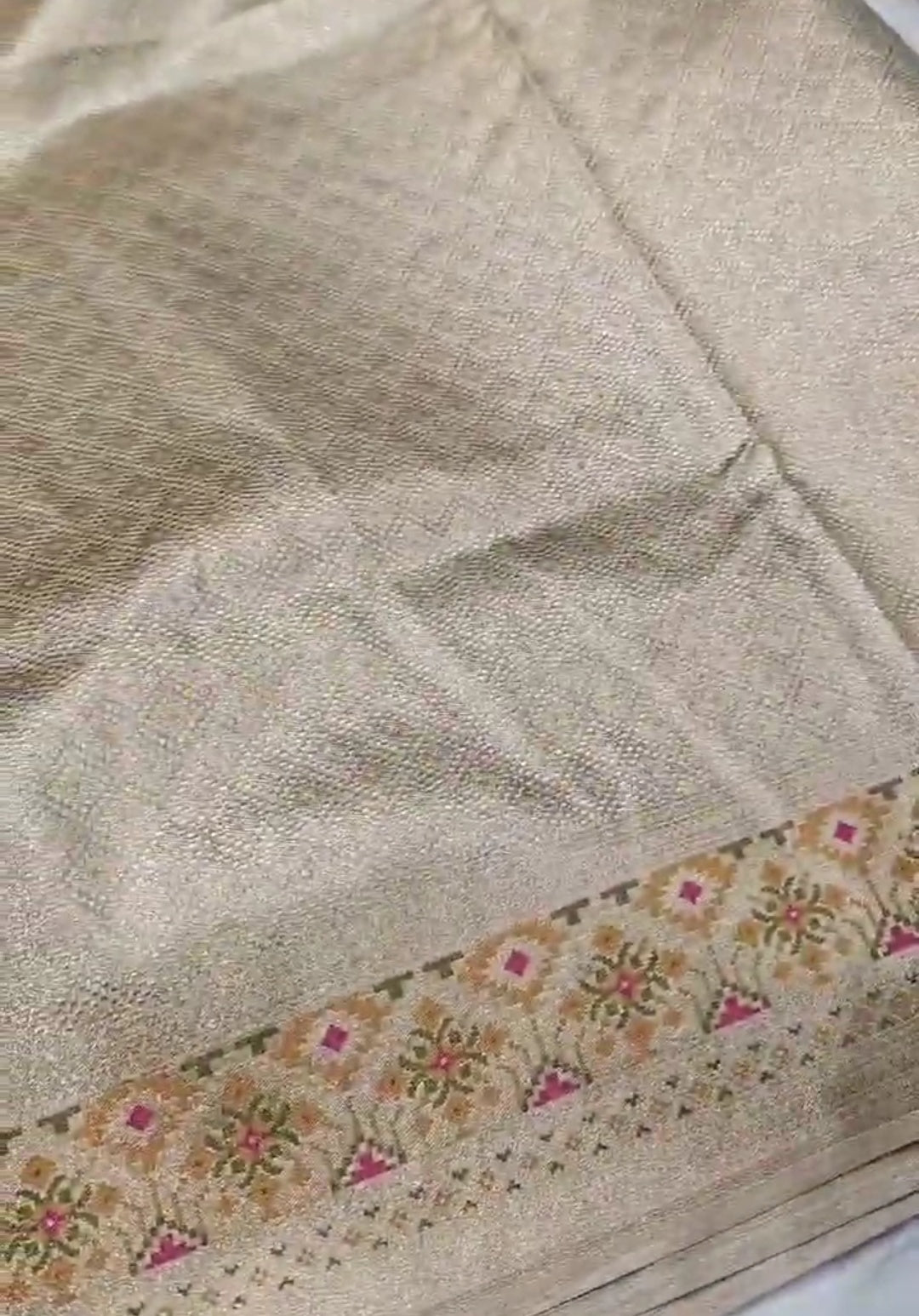 Creme Banarasi Soft Tissue Silke Meenakari Saree