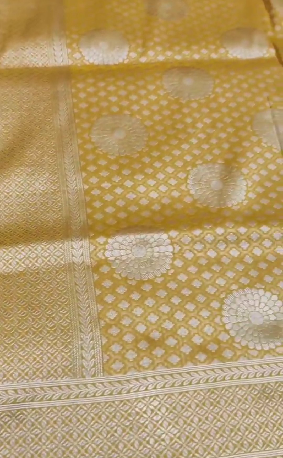 Gold Banarasi Handloom Katan Silk Meenakari Saree