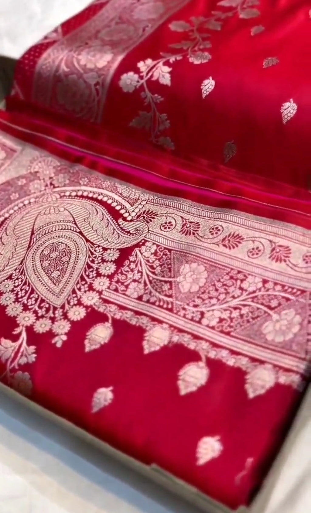 Red Banarasi Mashru Soft Silk Saree