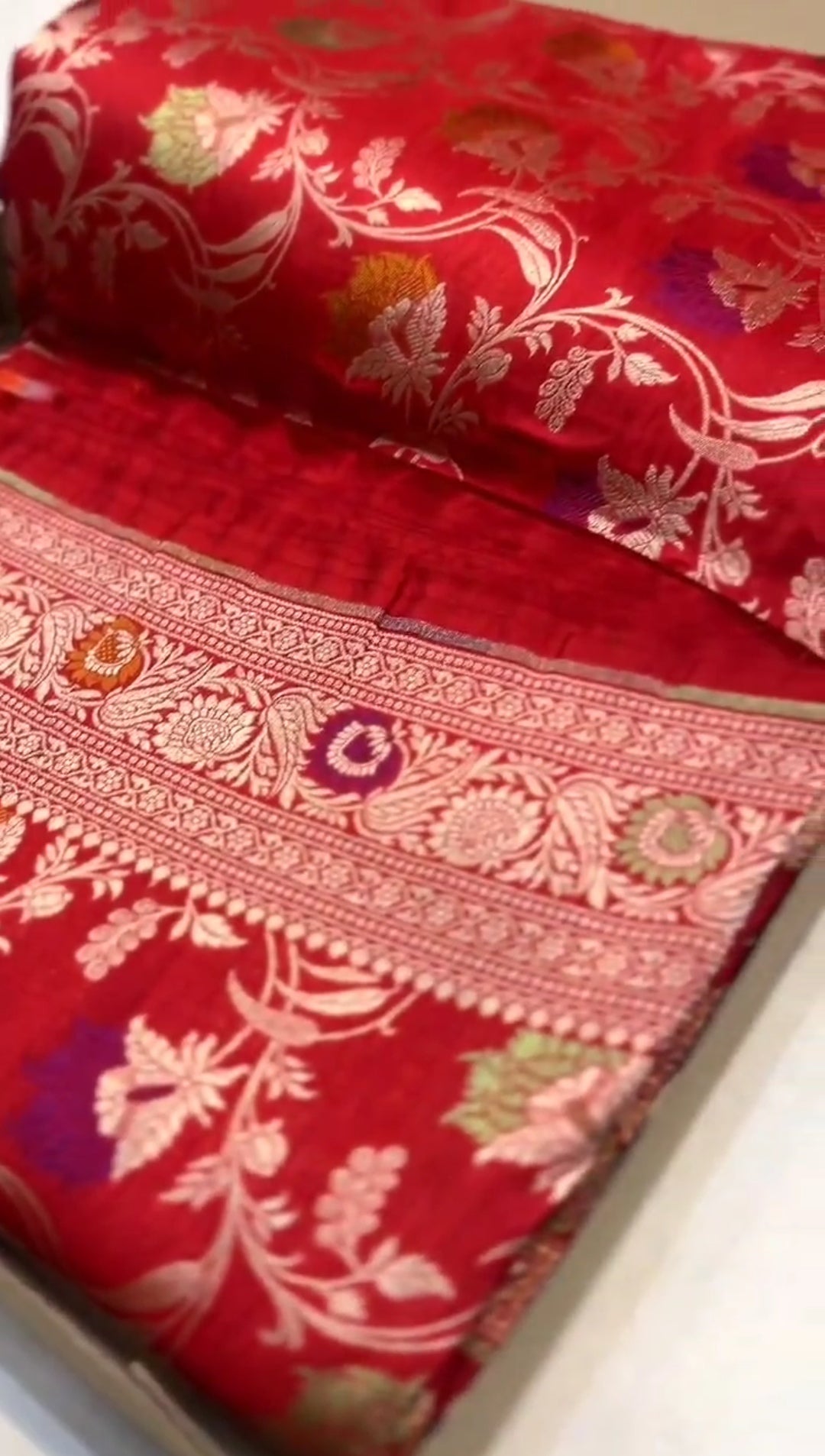 Red Banarasi Handloom Katan Silk Meenakari Saree