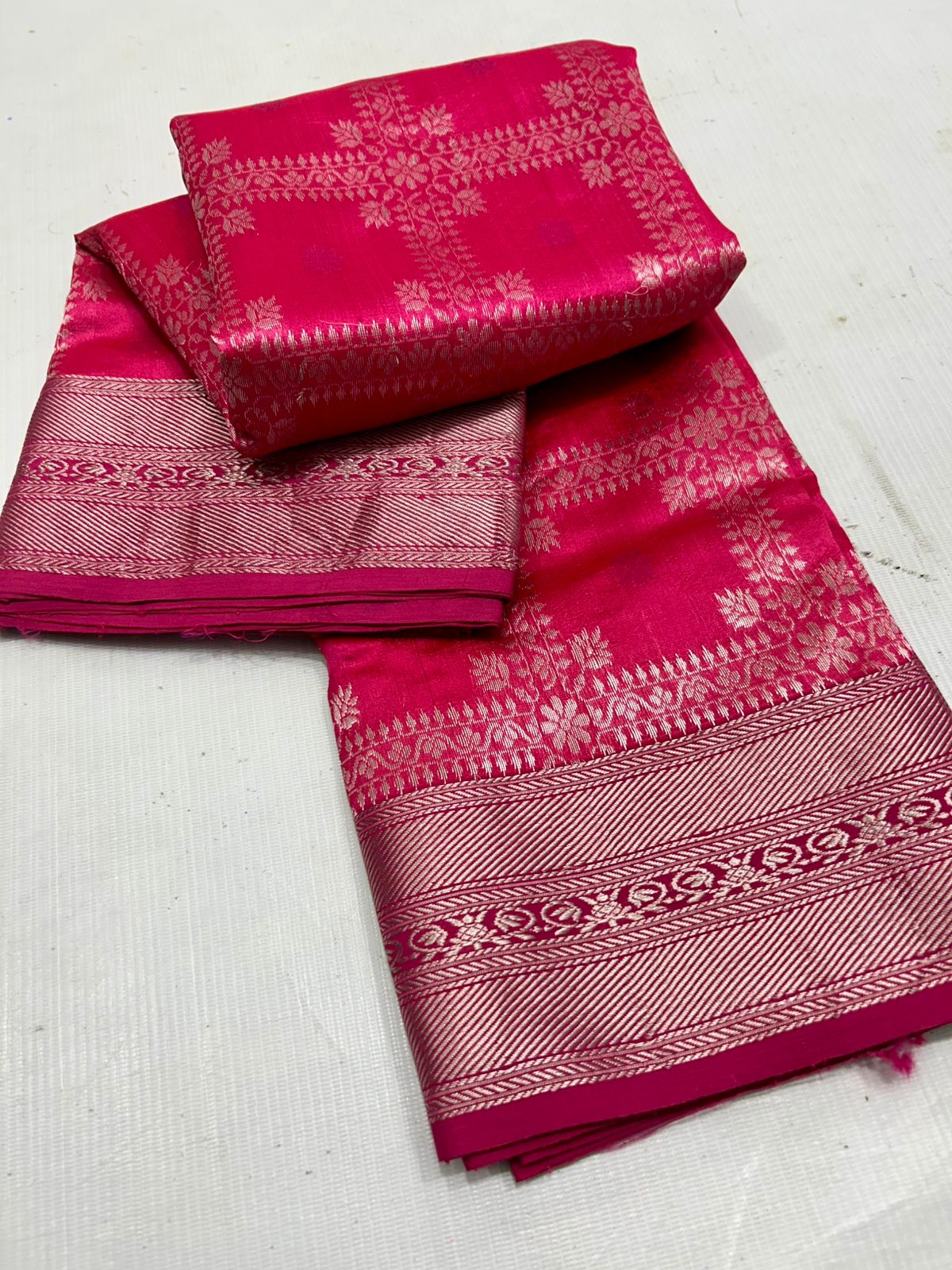Rani Pink Chanderi Handloom Pattu Silk Saree
