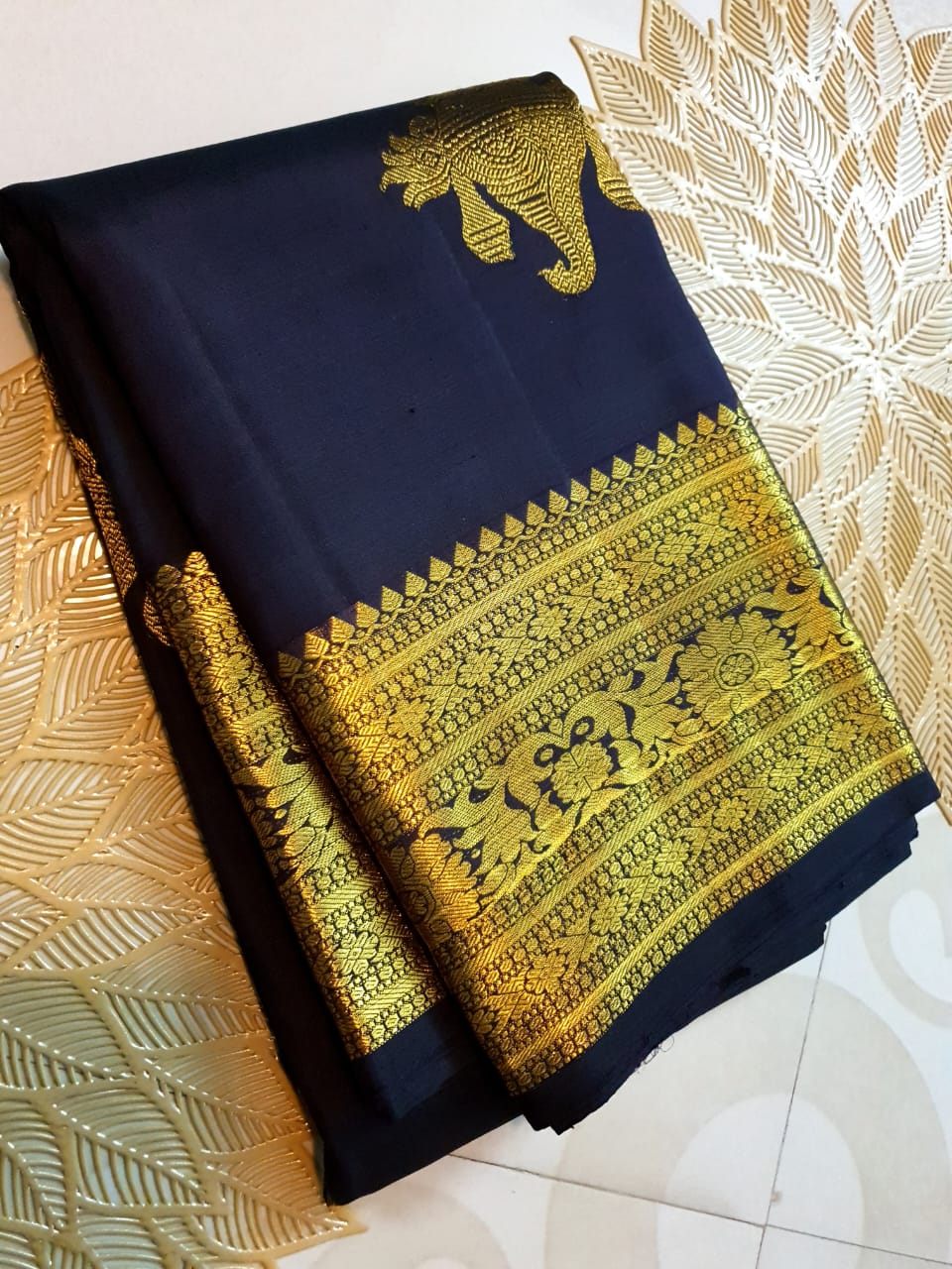 Darkest Purple Kanchipuram Handloom 2G Gold Pattu Silk Saree