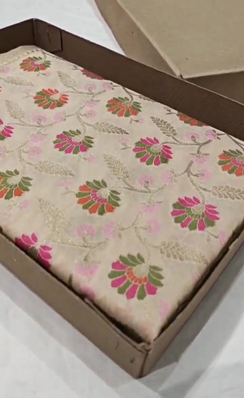 Cremefarvet Banarasi Blød Katan Silke Tilfi Meenakari Saree