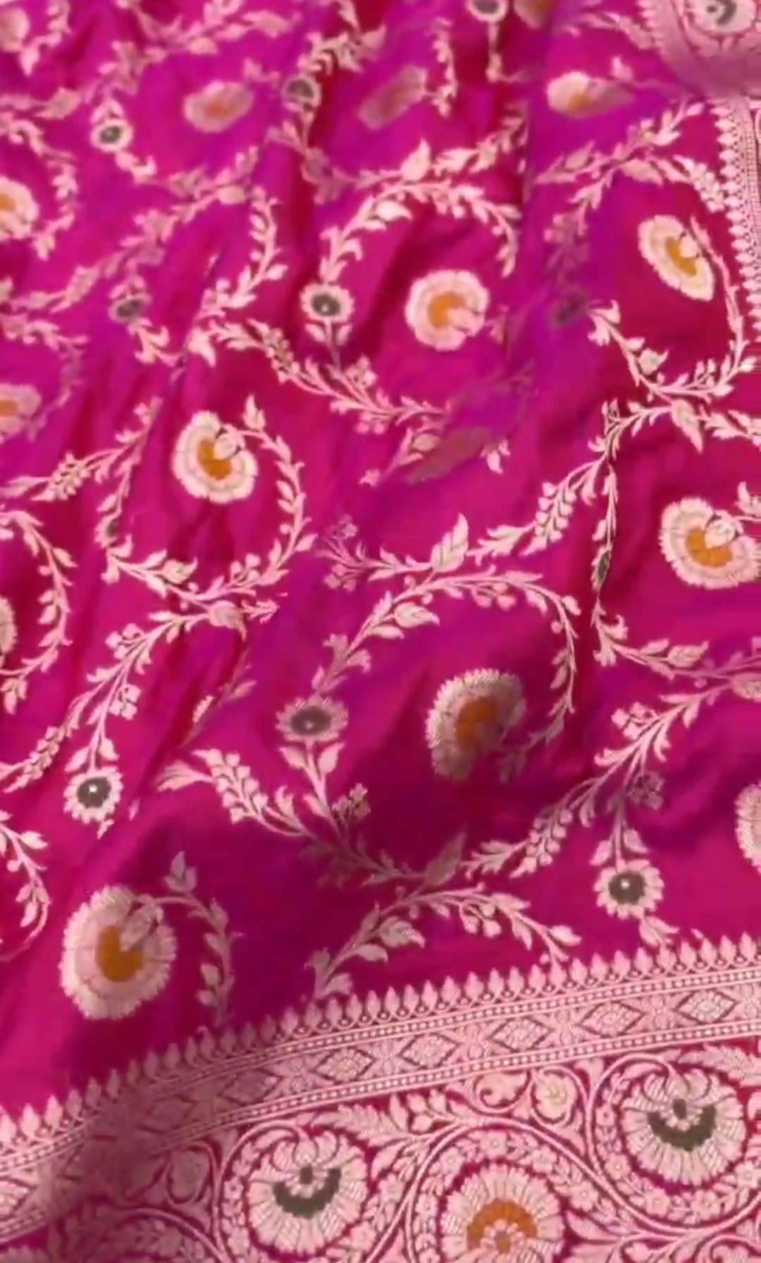 Mørk Pink Banarasi Håndvæv Katan Silk Meenakari Saree