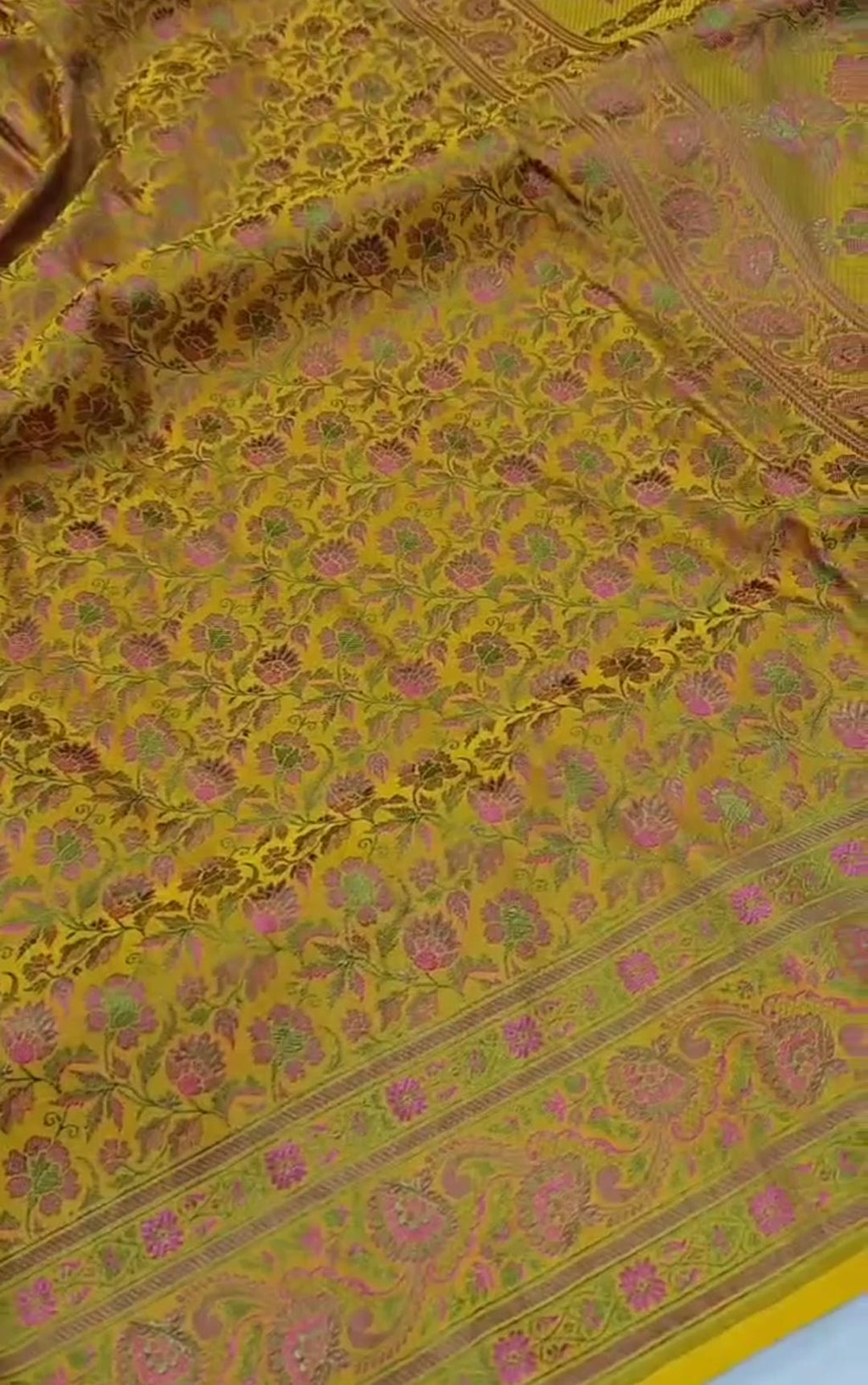 Gold Banarasi Semi Katan Silk Tanchoi Brocade Saree