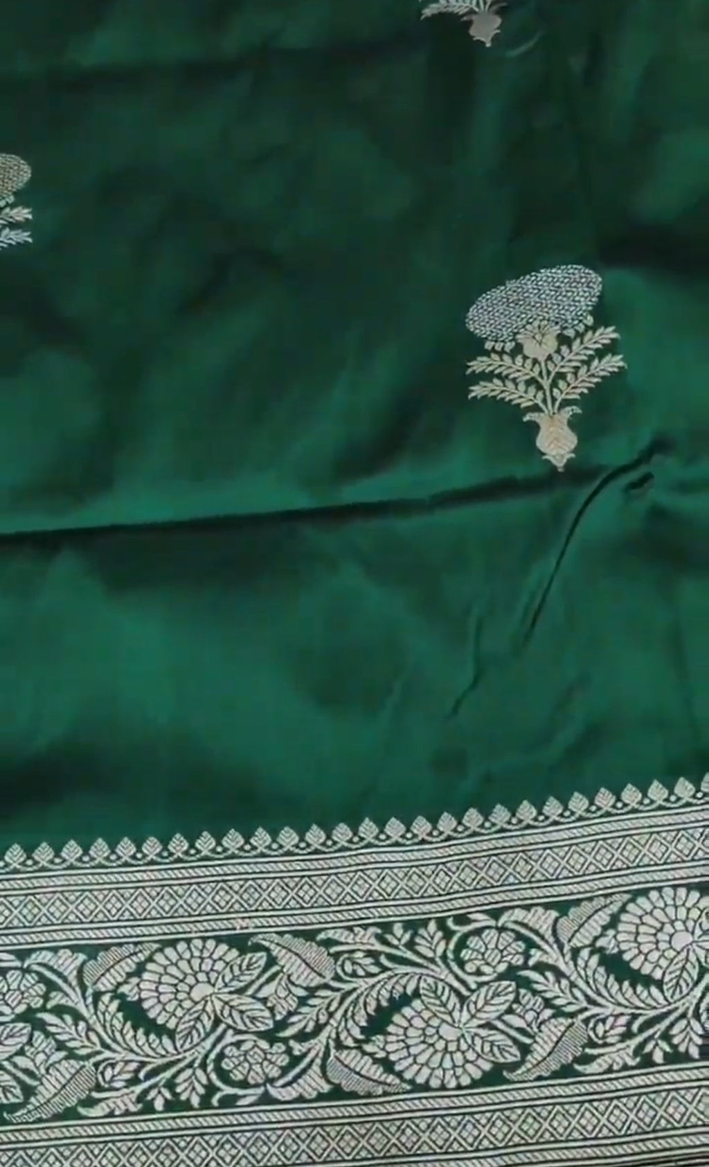 Dual Tone Bottle Green Banarasi Handloom Katan Silk Meenakari Saree