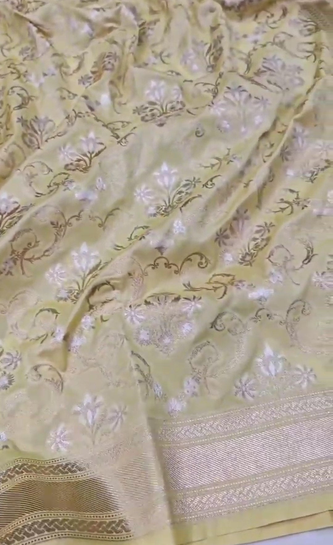 Lemon Banarasi Semi Katan Silk Sona Rupa Saree