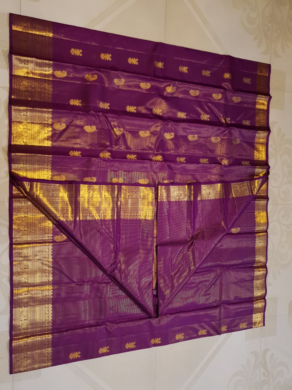 Magenta Kanchipuram Handloom 2G Gold Vairaoosi Silk Saree