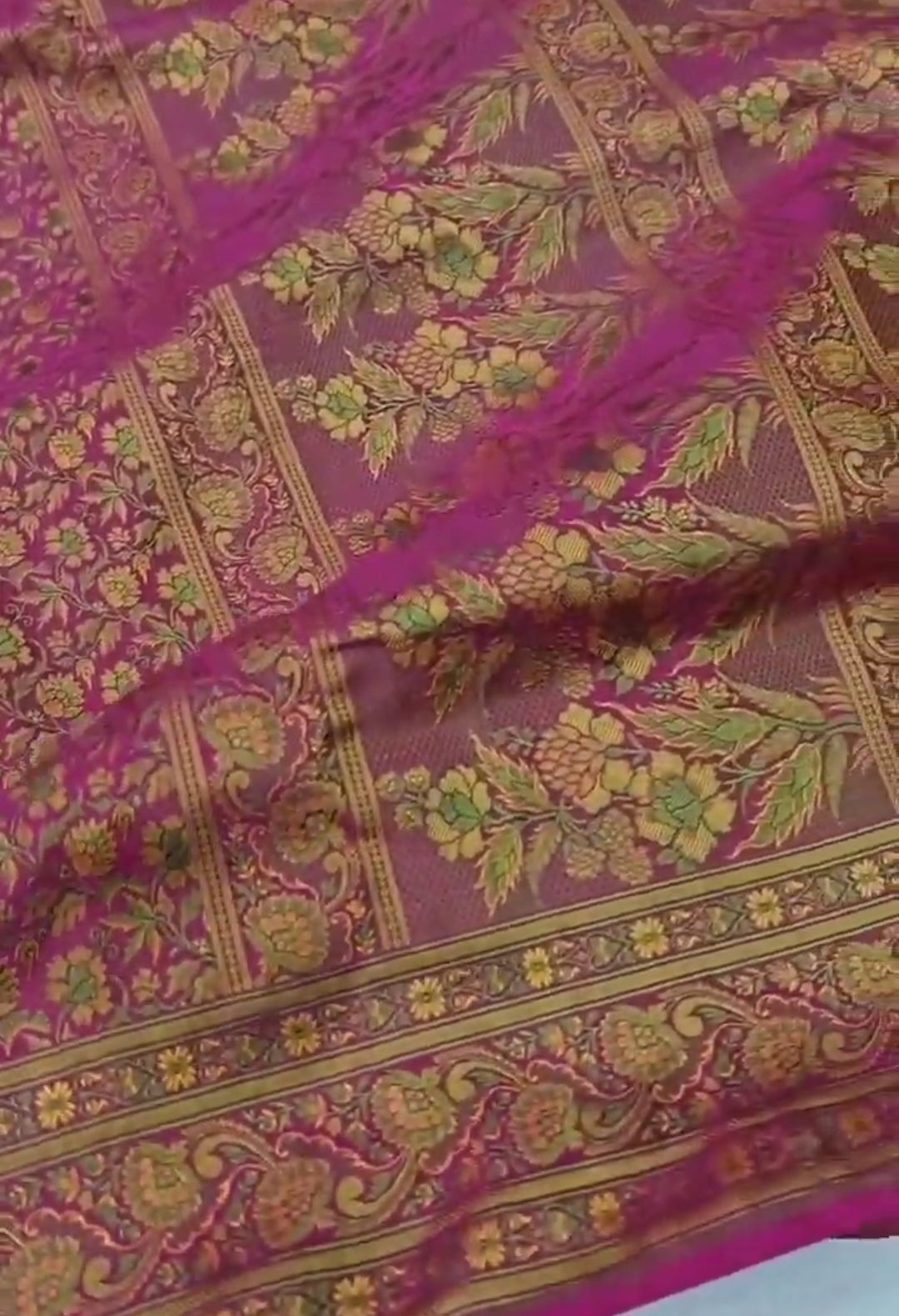 Dark Pink Banarasi Semi Katan Silk Tanchoi Brocade Saree