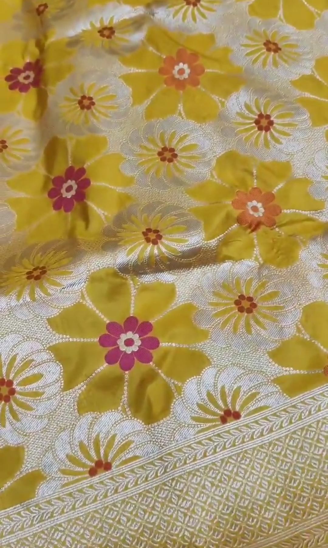 Gold Banarasi Handloom Katan Silk Meenakari Saree