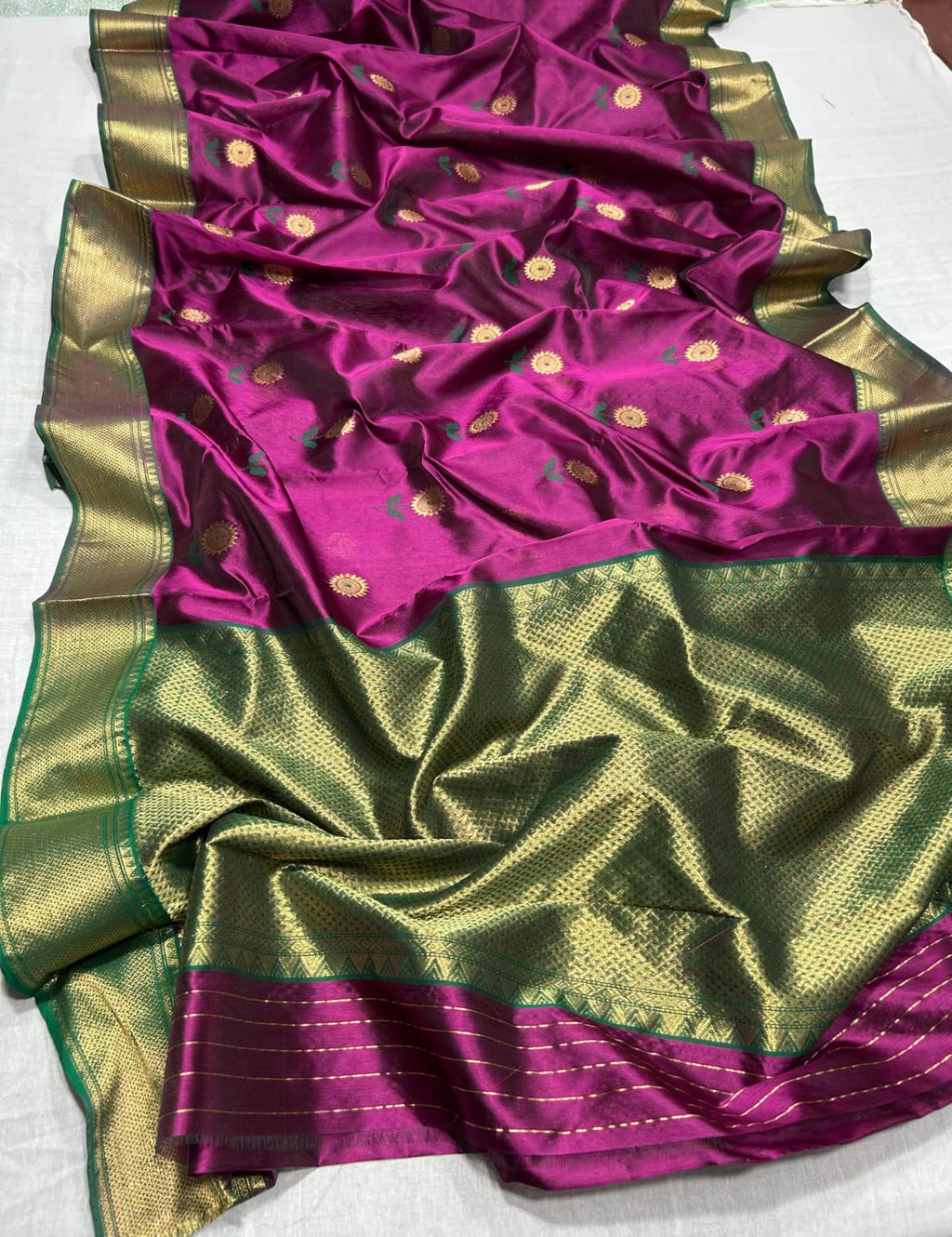 Magenta Chanderi Handloom Pattu Silk Meenakari Nakshi Saree