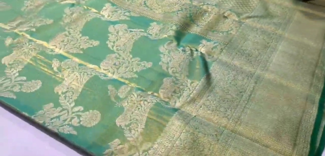 Dual Tone Green Kanchipuram Handloom Tissue Brocade Silk Saree