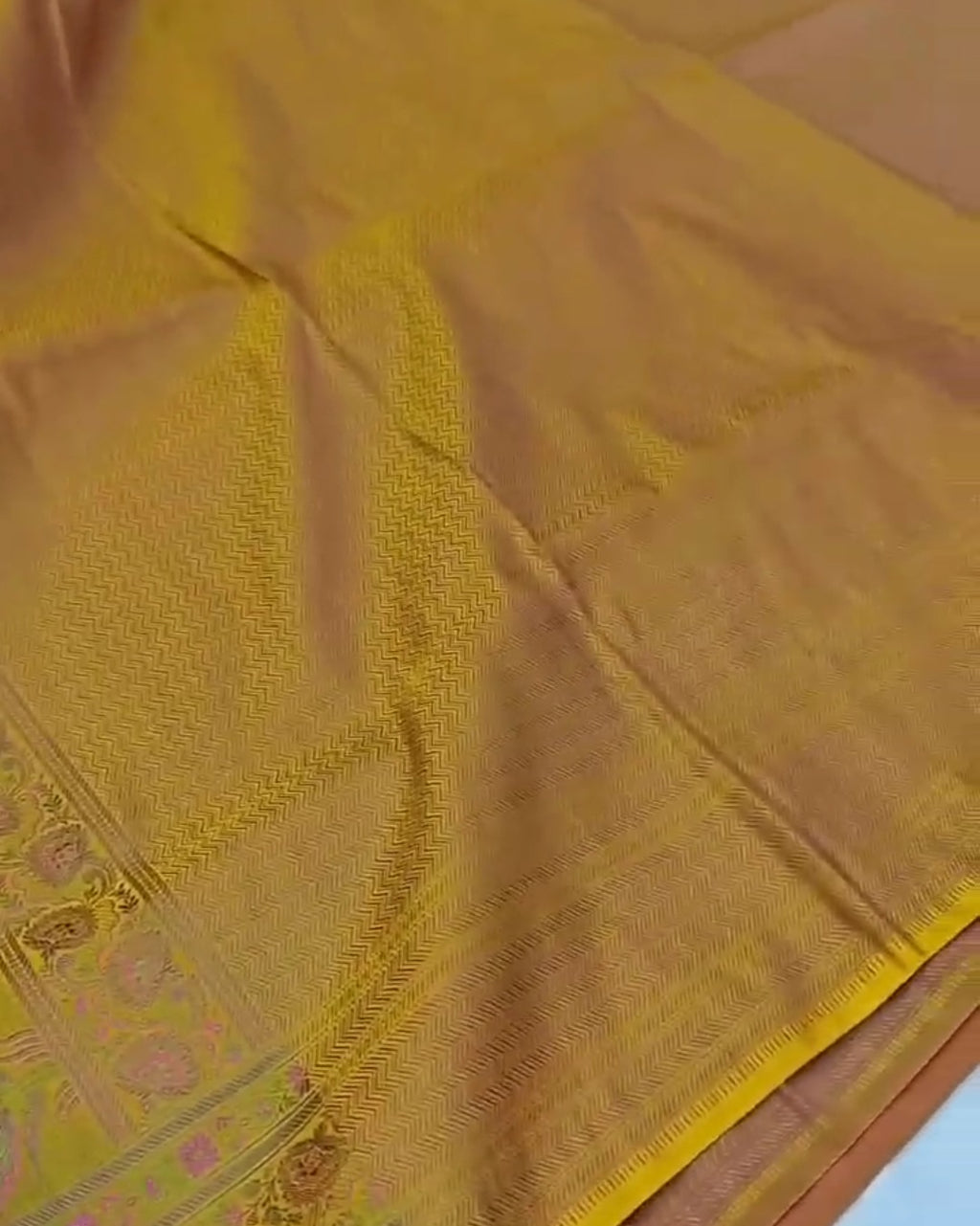 Gold Banarasi Semi Katan Silk Tanchoi Brocade Saree