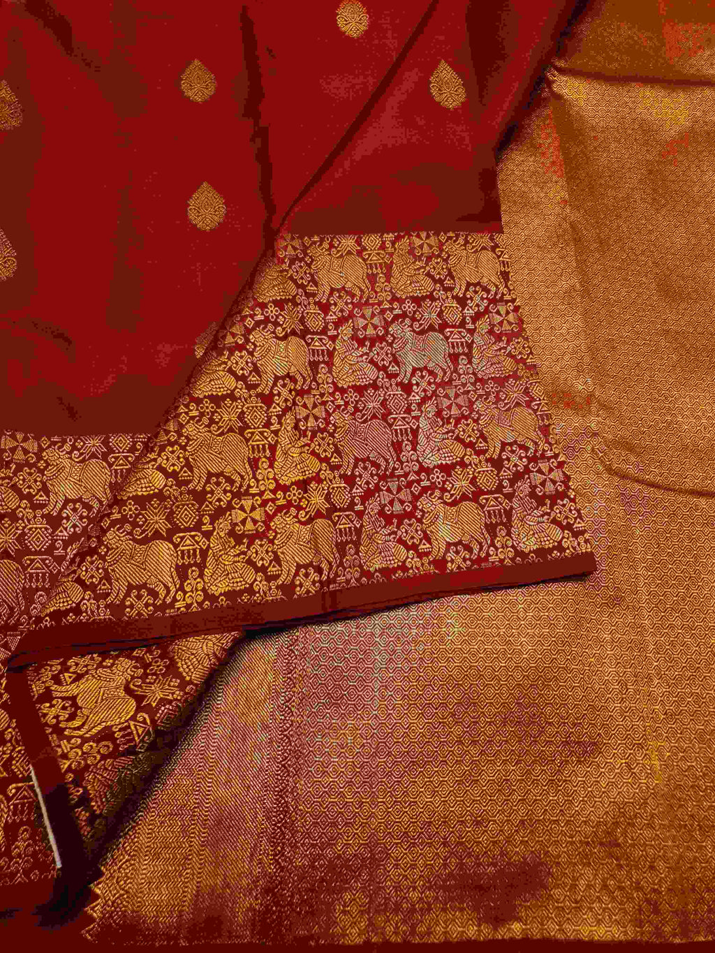 Rustic Red Kanchipuram Handloom 2G Gold Pattu Silk Saree