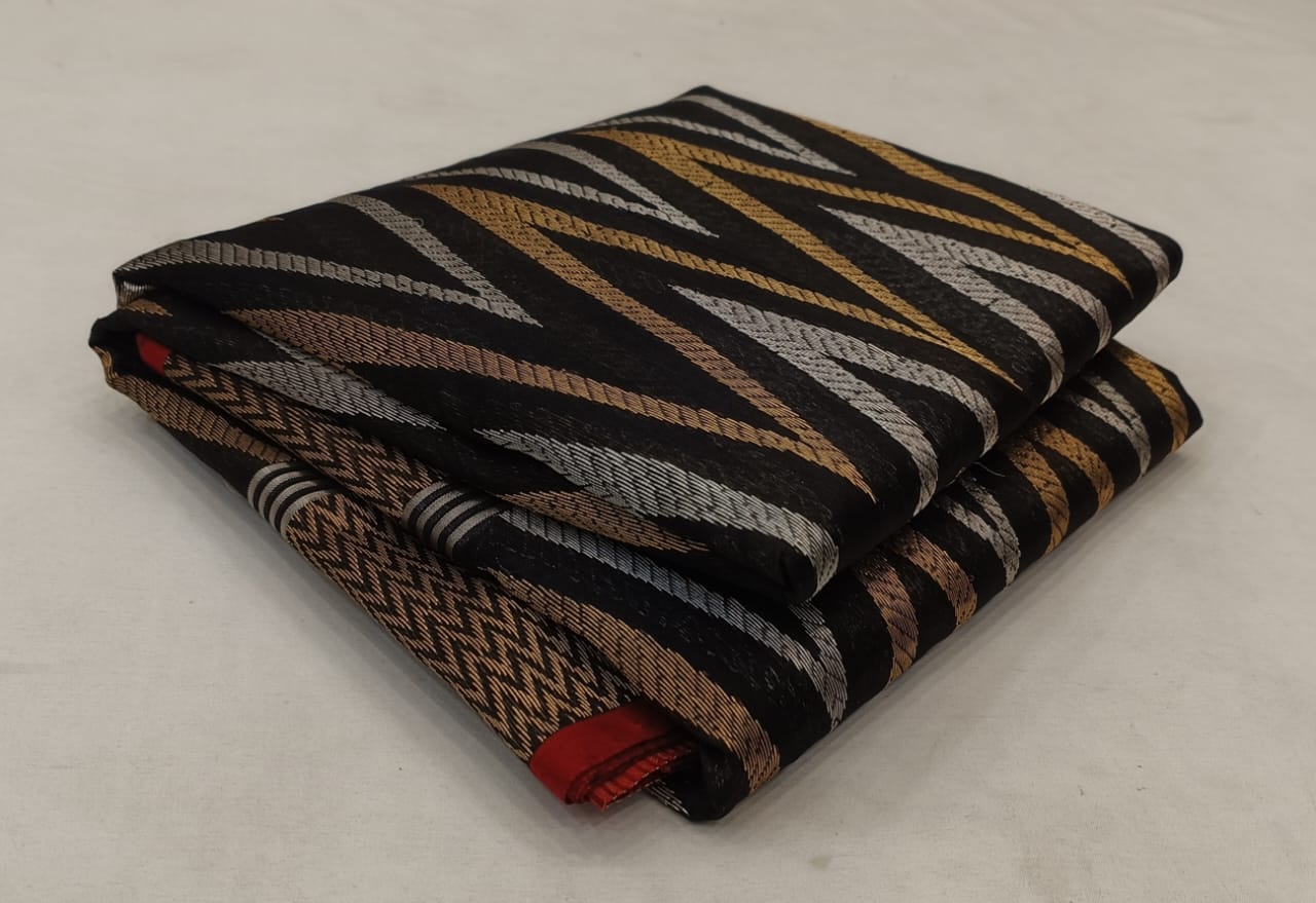 Black Chanderi Handloom Pattu Silk Handwork Saree
