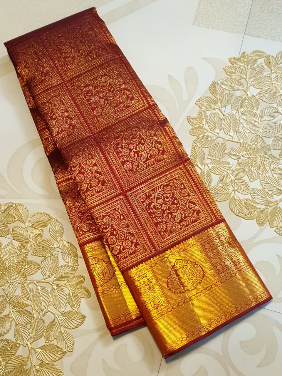 Maroon Kanchipuram Handloom 2G Gold Pattu Silk Saree