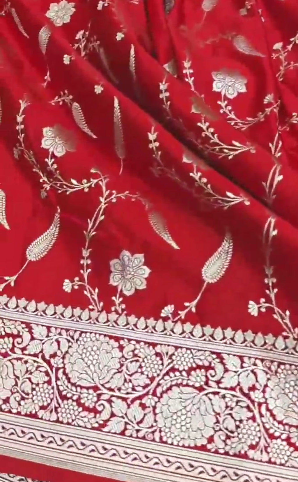 Red Banarasi Mashru Soft Silk Saree