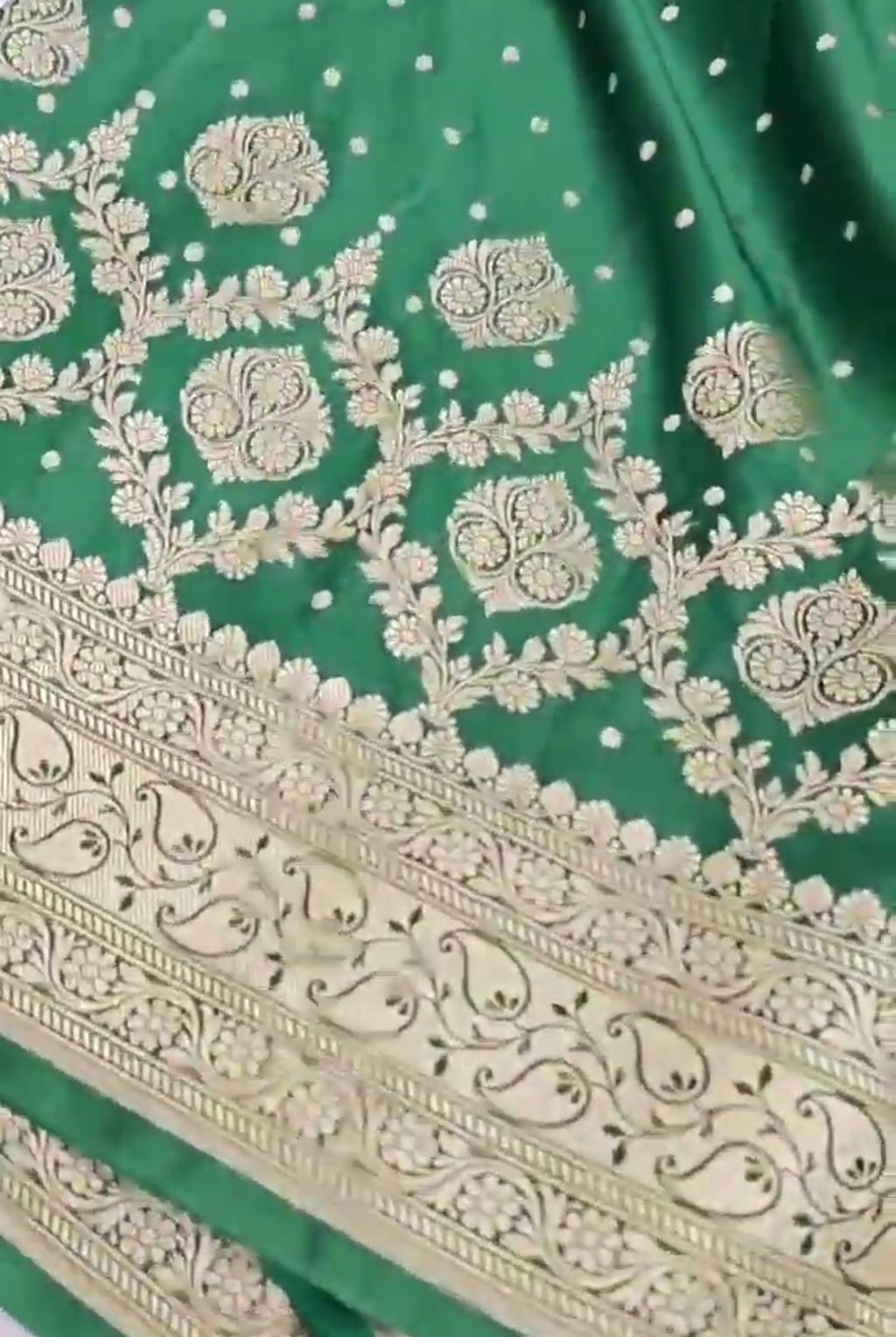 Green Banarasi Mashru Soft Silk Saree