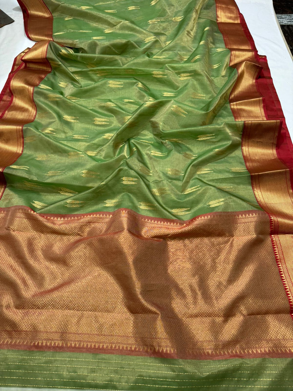 Mehandi Green Chanderi Handloom Katan Tissue Silk Saree