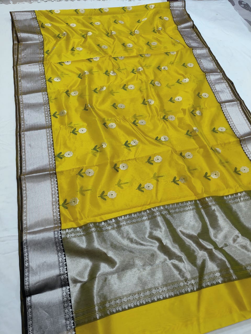 Lemon Chanderi Handloom Pattu Silk Meenakari Nakshi Saree