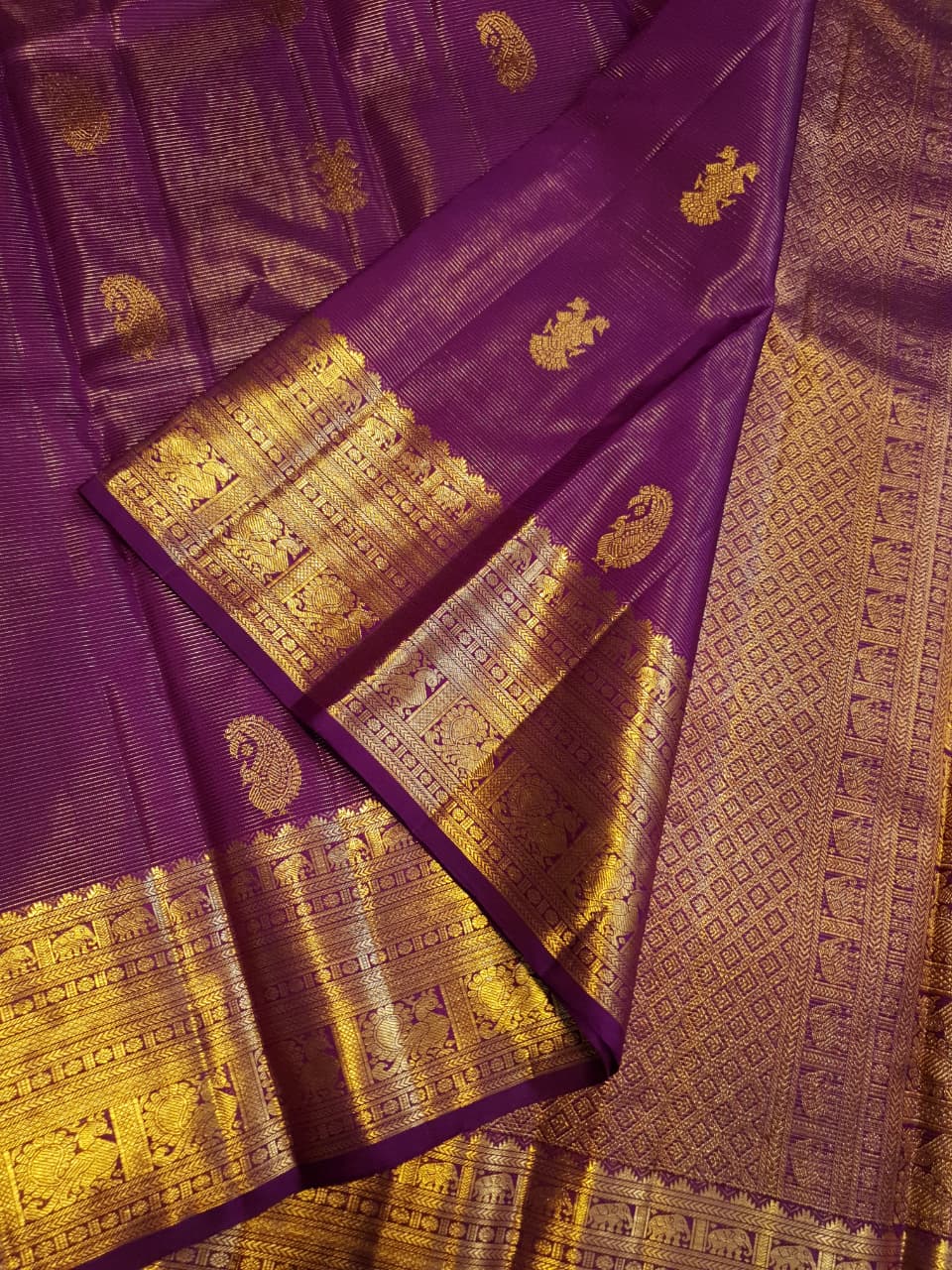 Magenta Kanchipuram Handloom 2G Gold Vairaoosi Silk Saree