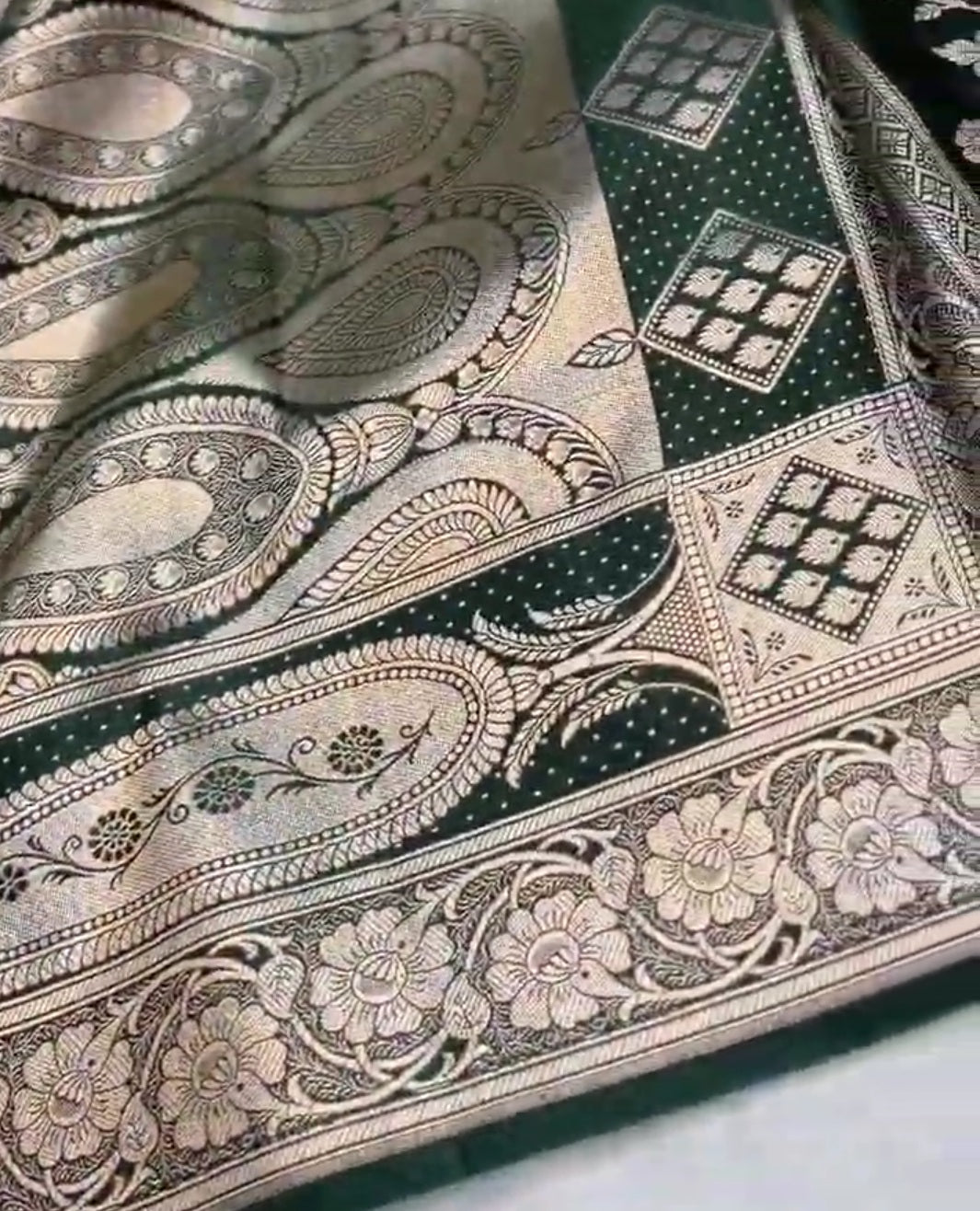 Bottle Green Banarasi Mashru Soft Silk Saree