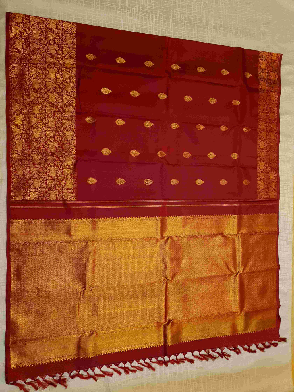 Rustic Red Kanchipuram Handloom 2G Gold Pattu Silk Saree