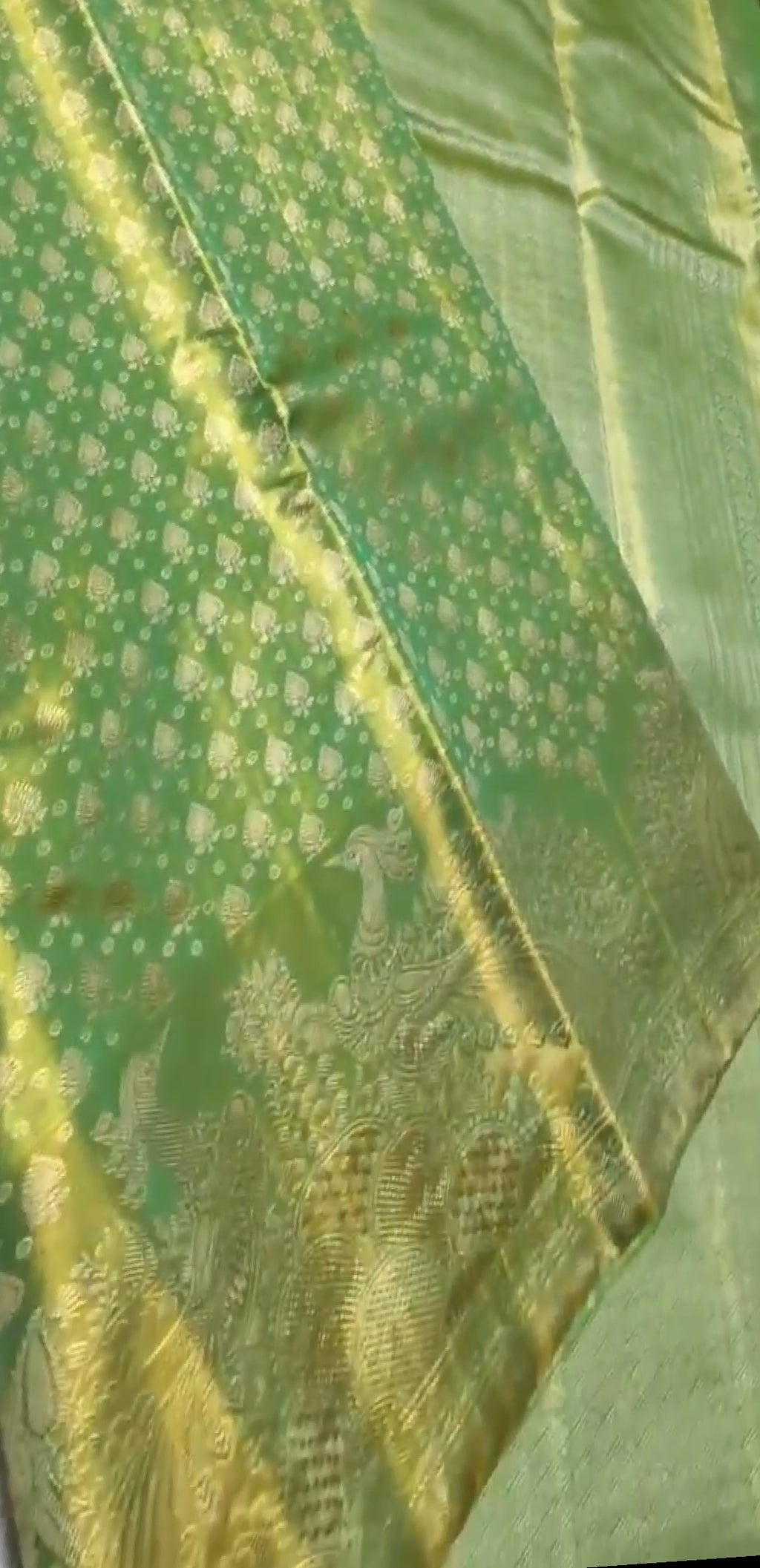 Green Kanchipuram Handloom Tissue Brocade Silk Saree