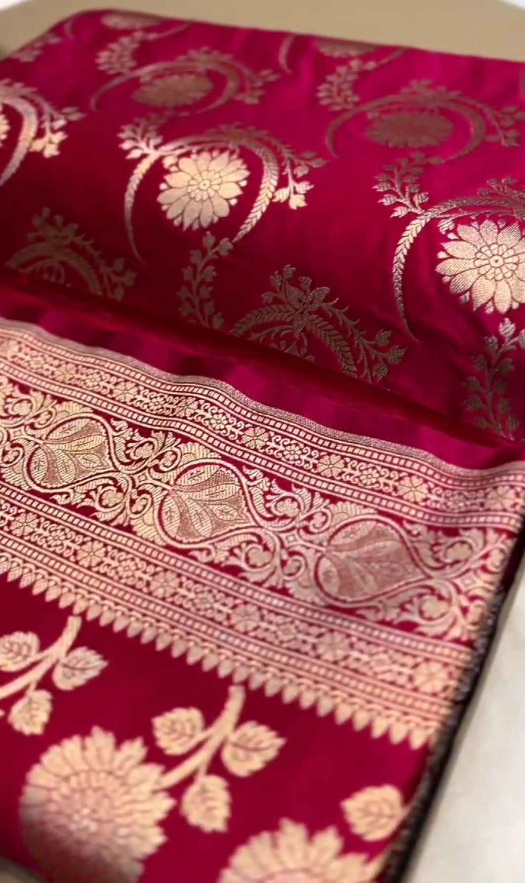 Dual Tone Dark Pink Banarasi Mashru Soft Silk Saree