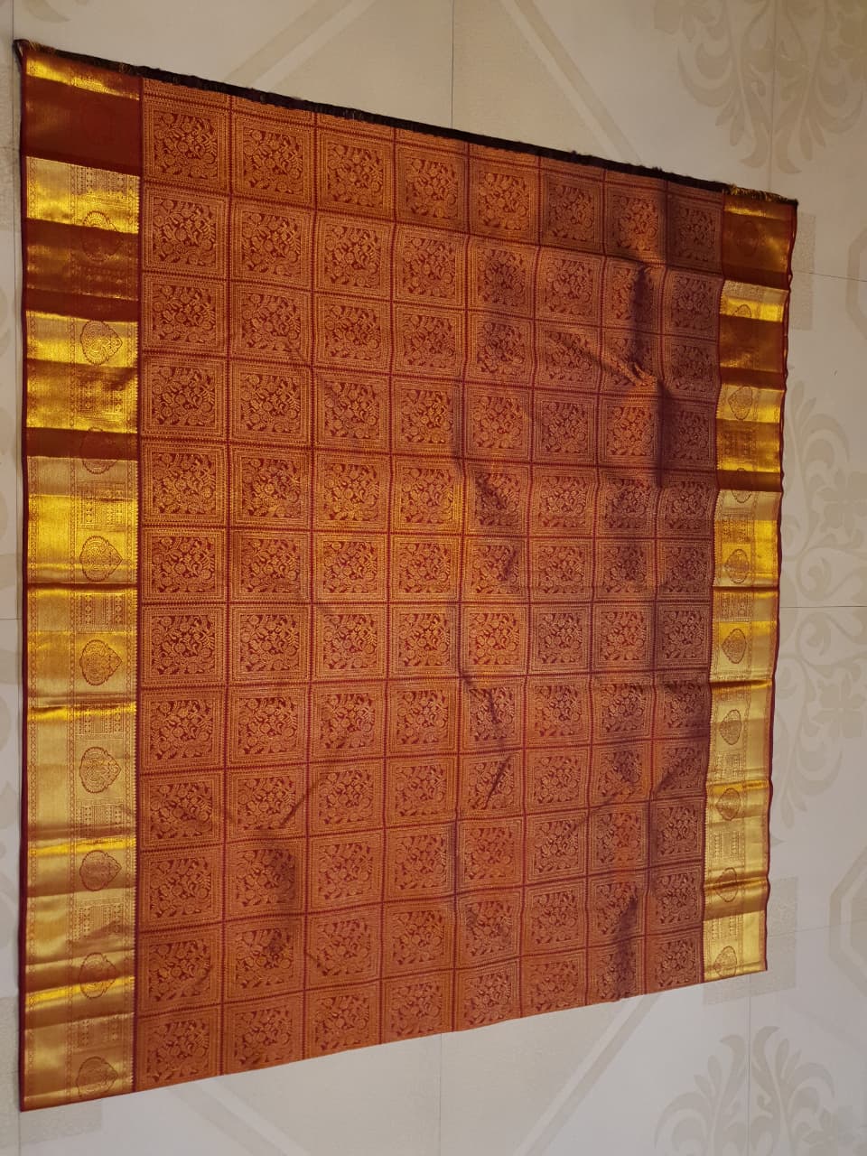Maroon Kanchipuram Handloom 2G Gold Pattu Silk Saree