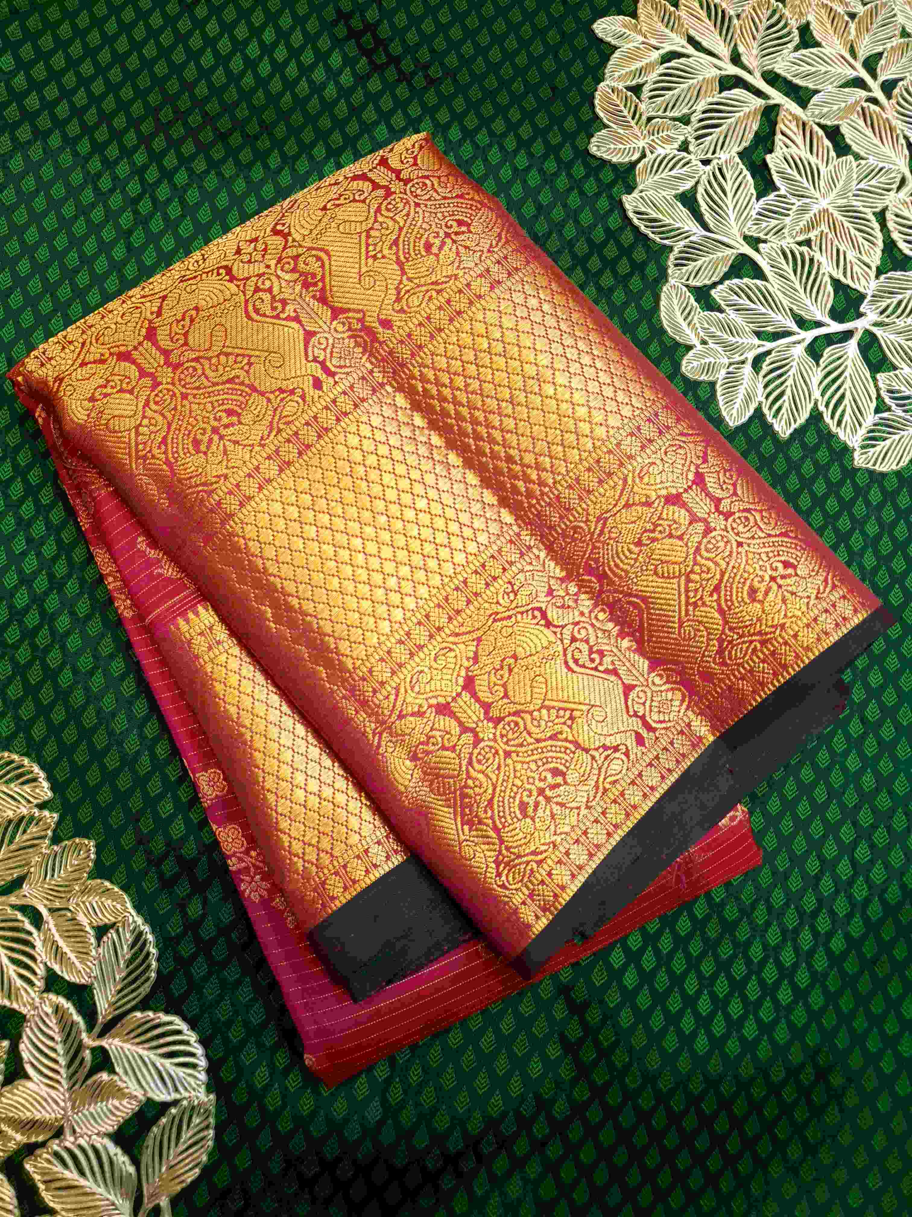 Dark Pink Kanchipuram Handloom 2G Gold Pattu Silk Saree