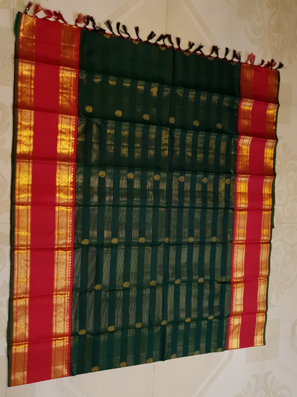 Bottle Green Kanchipuram Handloom 2G Gold Korvai Silk Saree