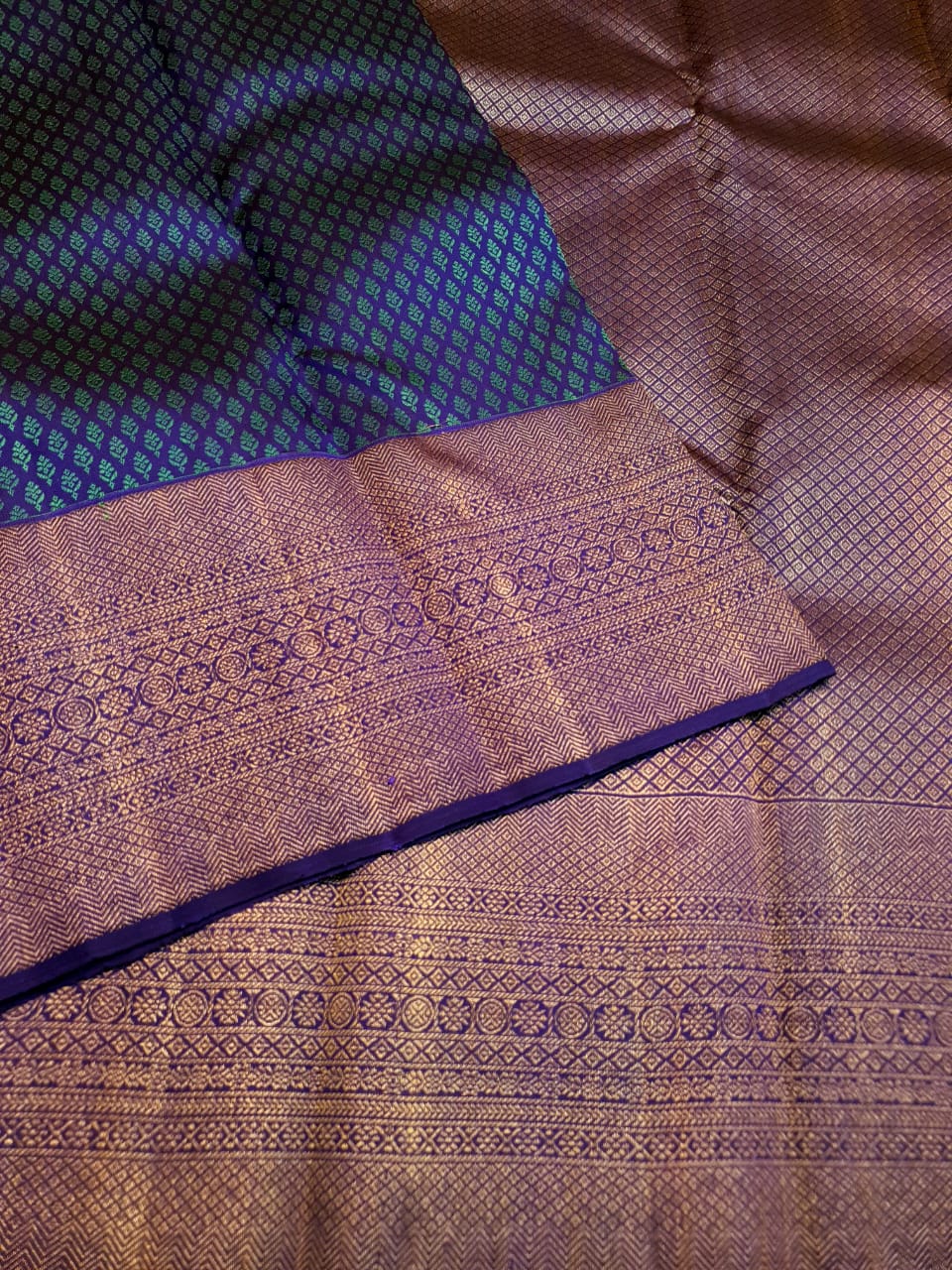 Midnight Blue Kanchipuram Handloom 2G Gold Pattu Silk Saree