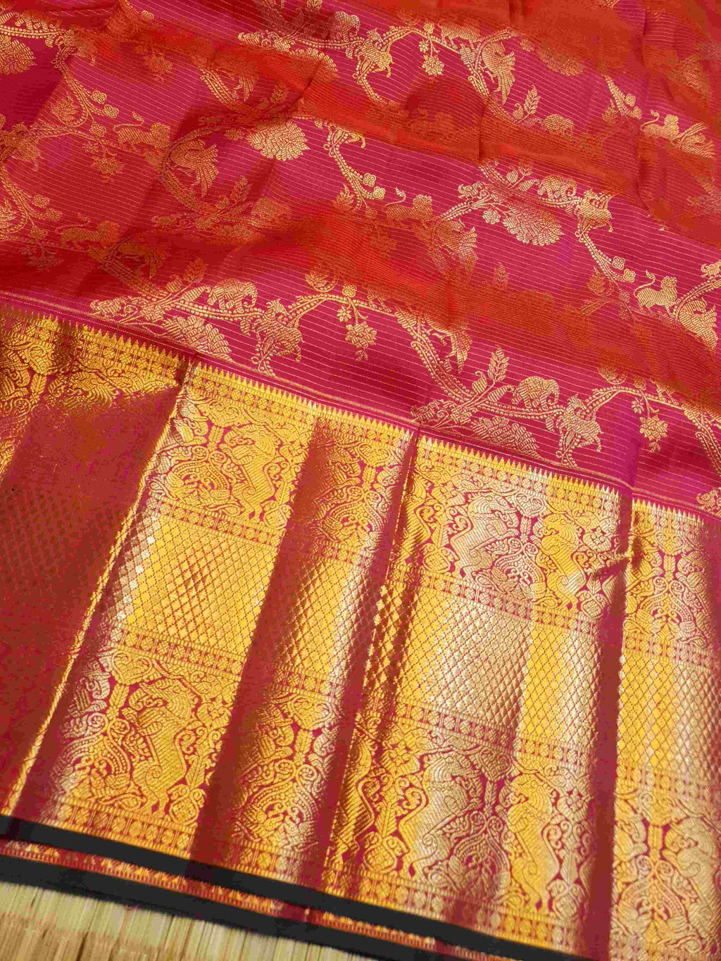 Dark Pink Kanchipuram Handloom 2G Gold Pattu Silk Saree