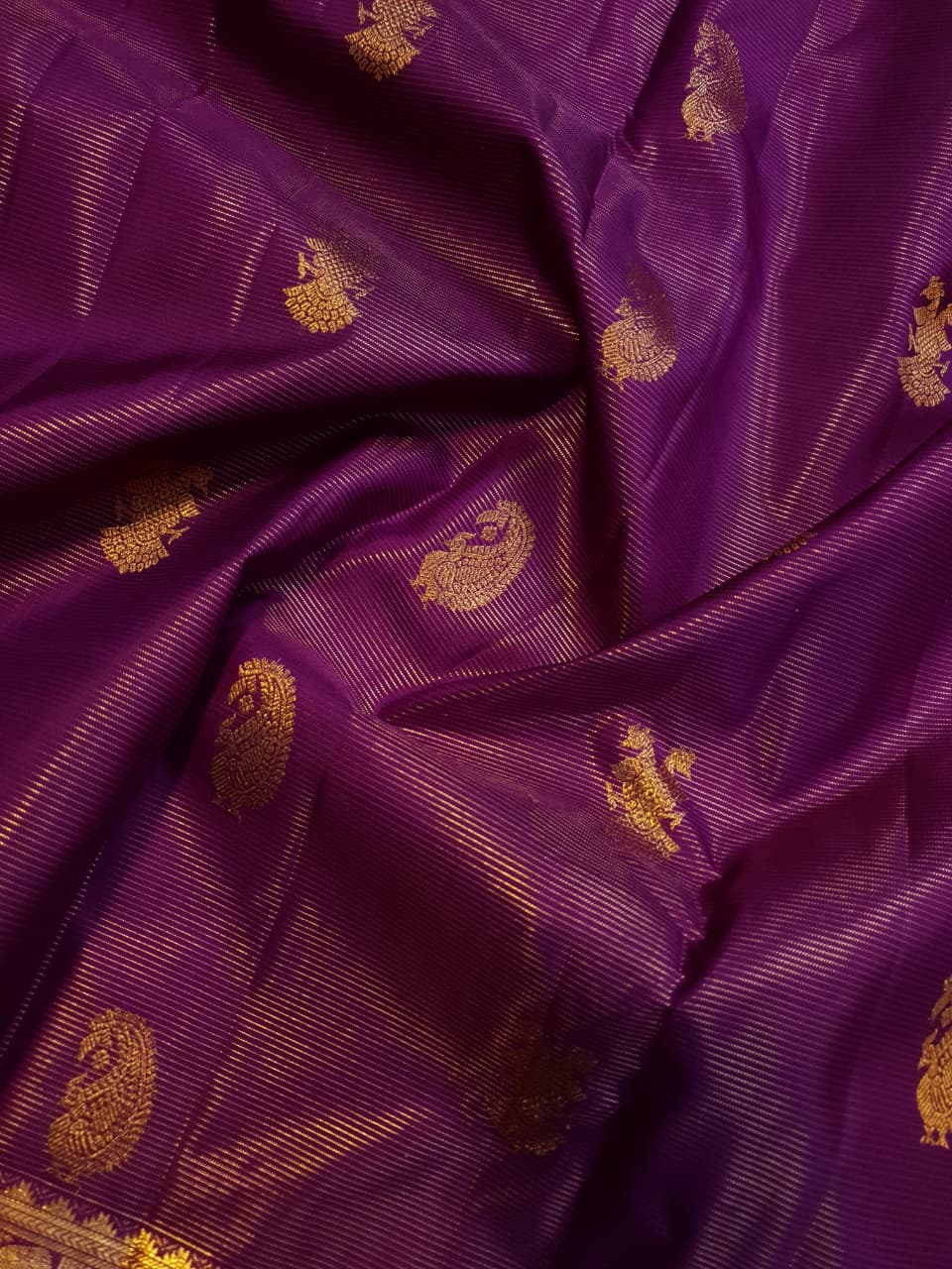 Magenta Kanchipuram Handloom 2G Gold Vairaoosi Silk Saree
