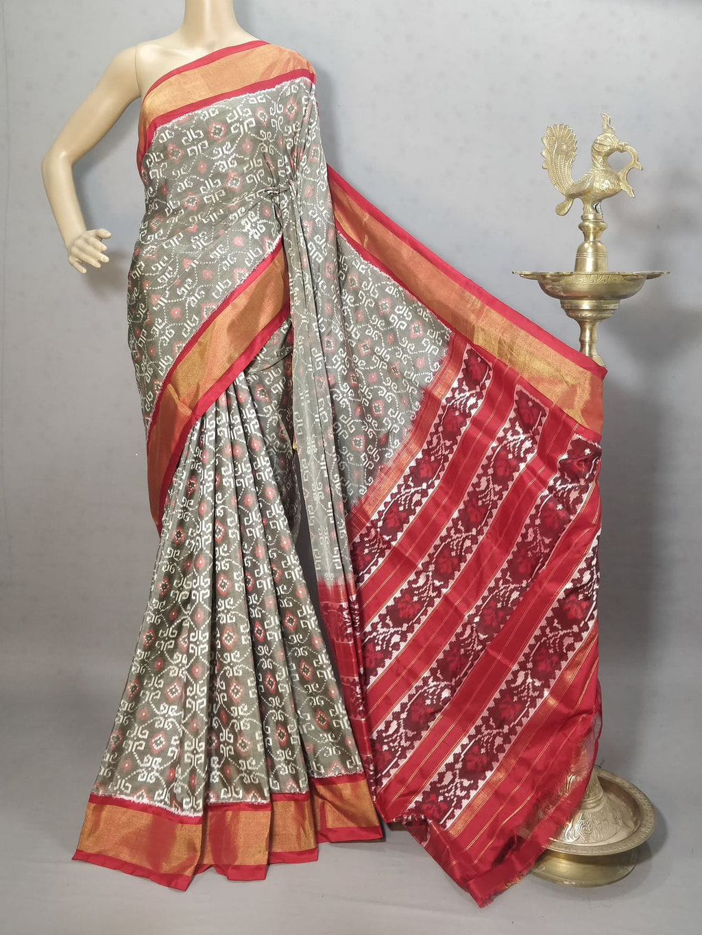 Pochampally Handloom Ikkat/Ikat Patola Silk Sarees