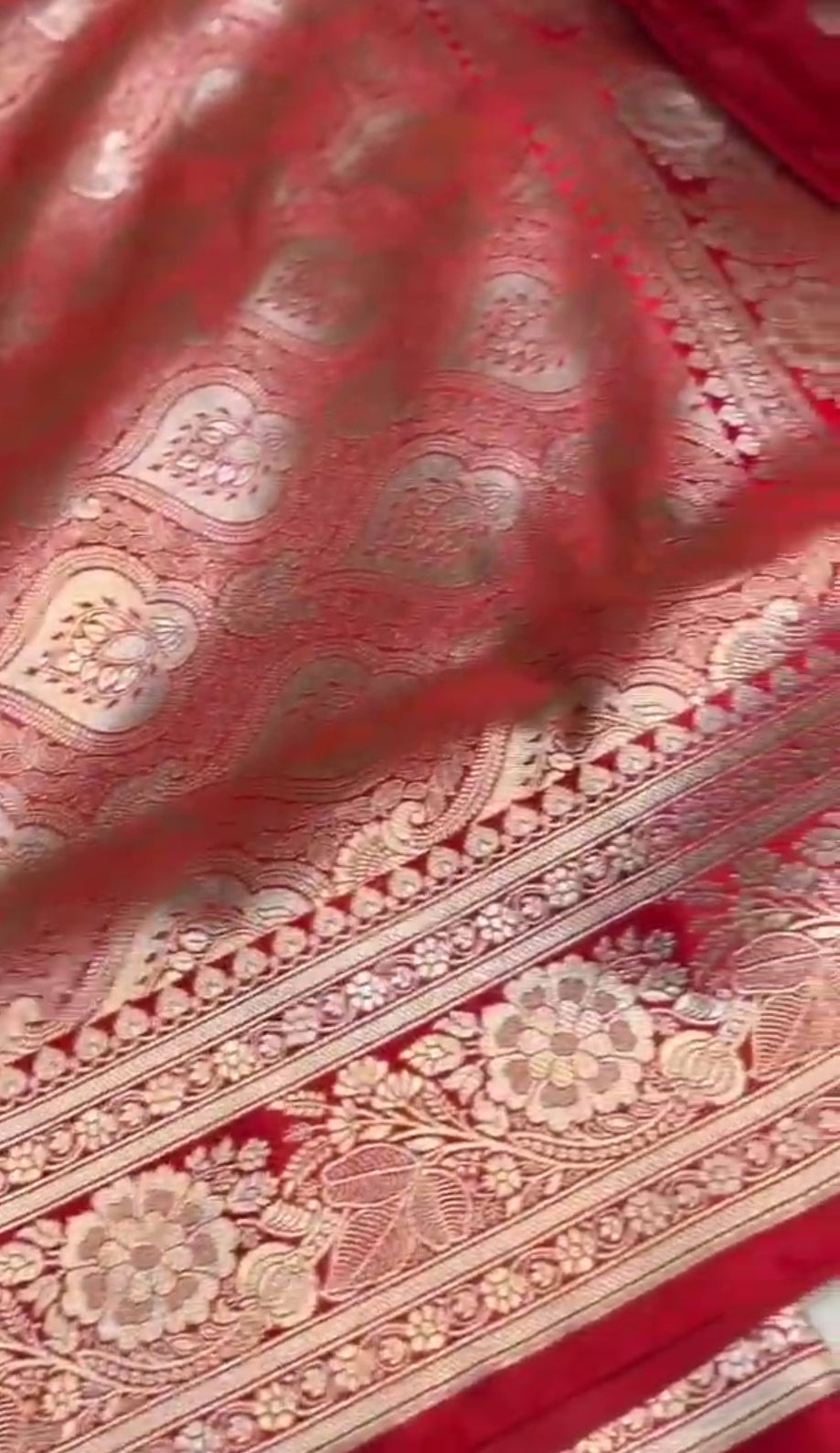 Red Banarasi Mashru Soft Silk Saree