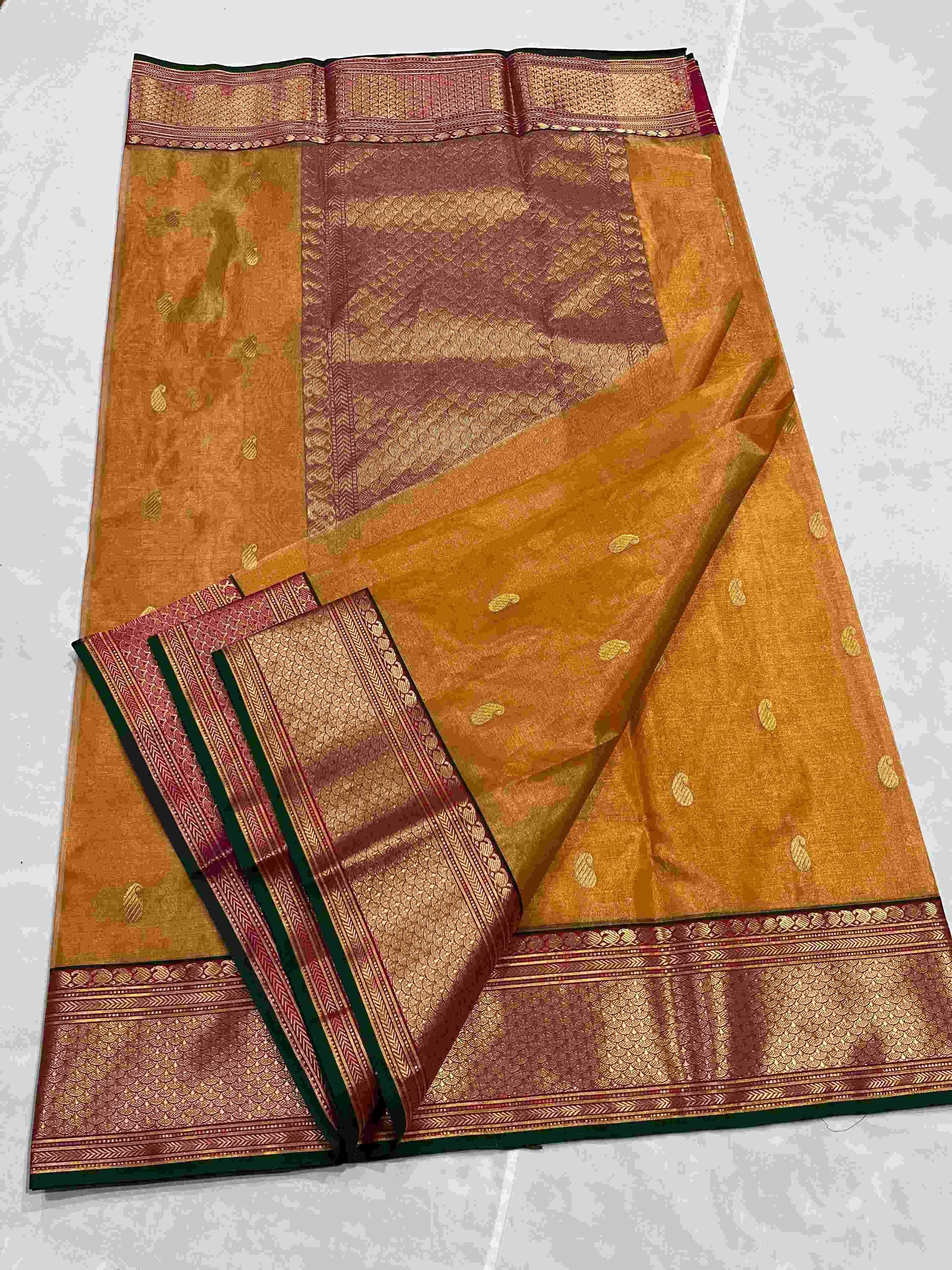 Dual Tone Mustard Chanderi Håndvævet Katan Tissue Silke Saree