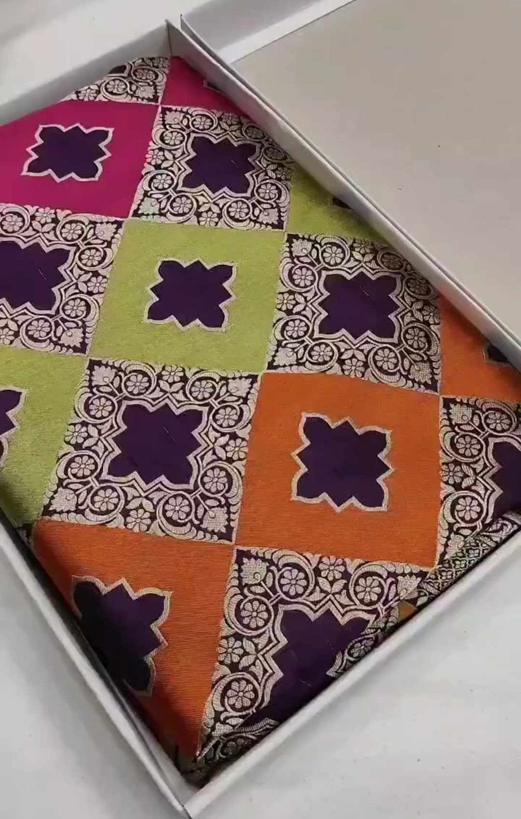 Wine Banarasi Handloom Katan Silk Rangkaat Meenakari Saree