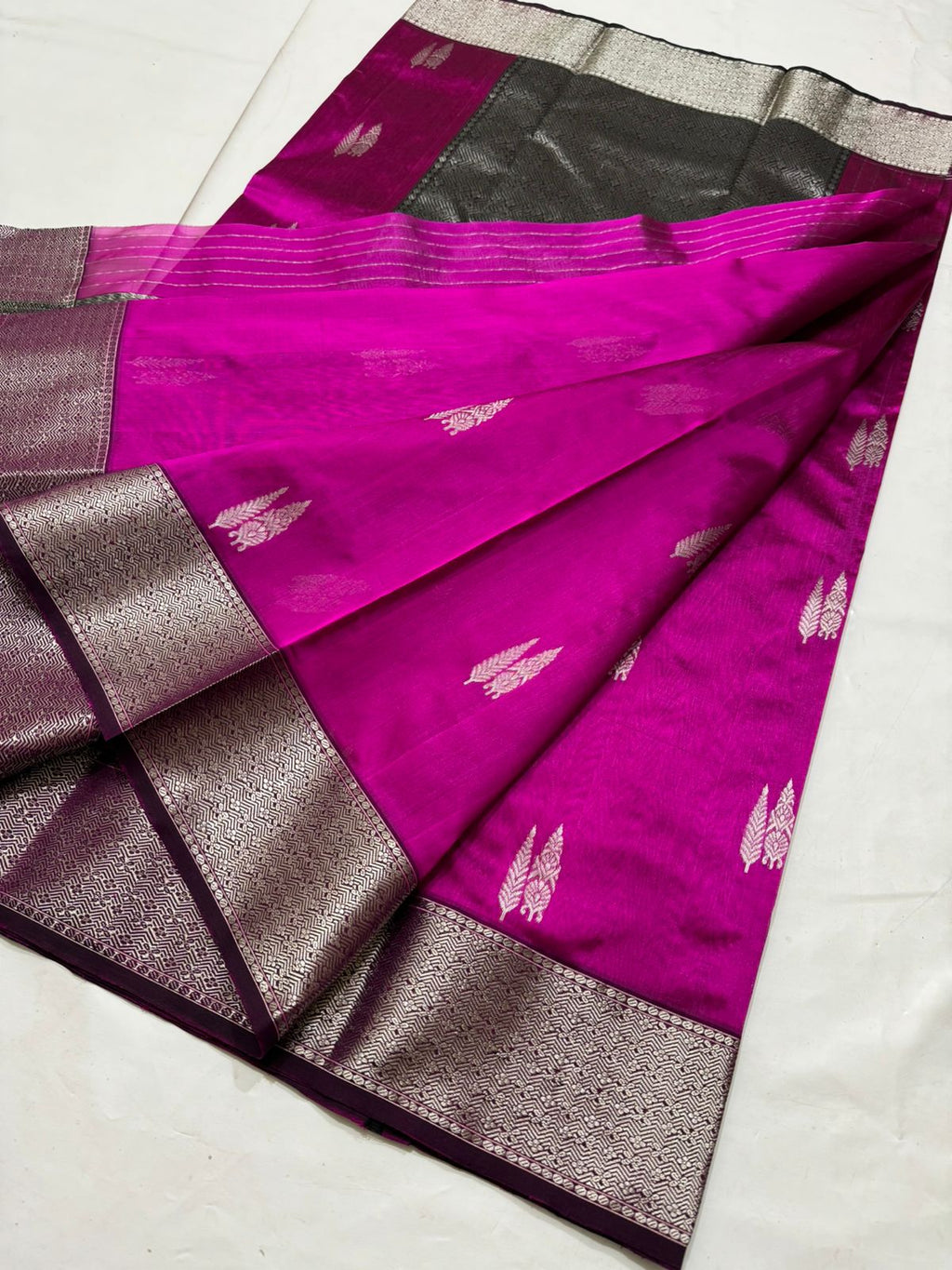 Rose Pink Chanderi Handloom Pattu Silk Nakshi Saree