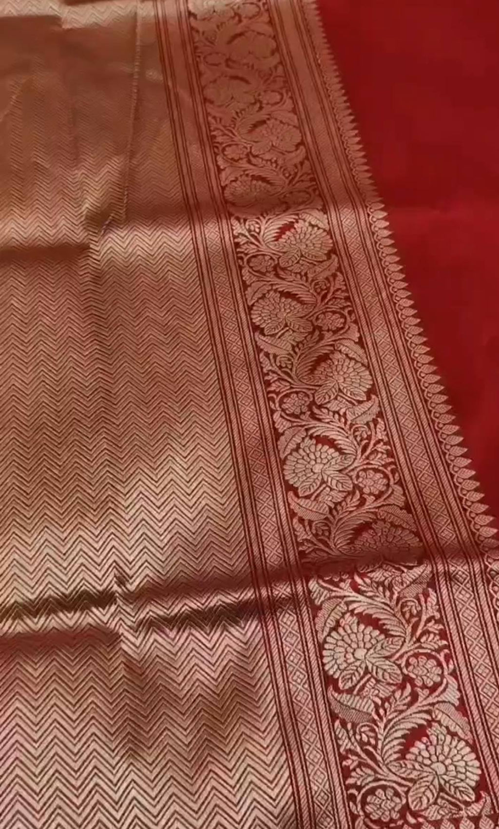 Dual Tone Rustic Red Banarasi Handloom Katan Silk Meenakari Saree