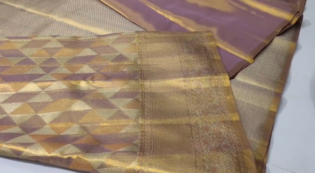 Lavender Kanchipuram Handloom Geometric Tissue Brocade Silk Saree