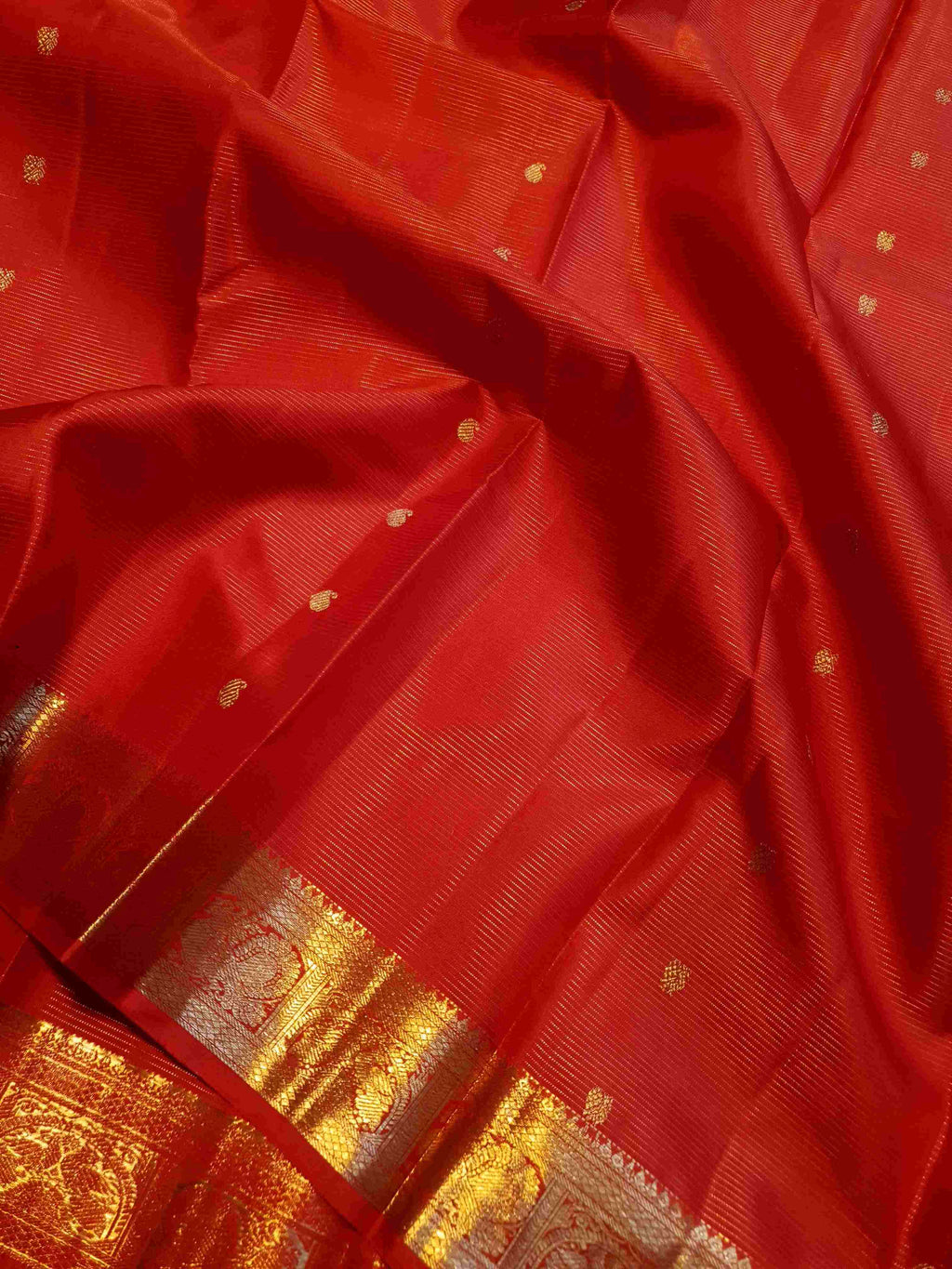 Red Kanchipuram Handloom 2G Pure Gold Vairaoosi Silk Saree