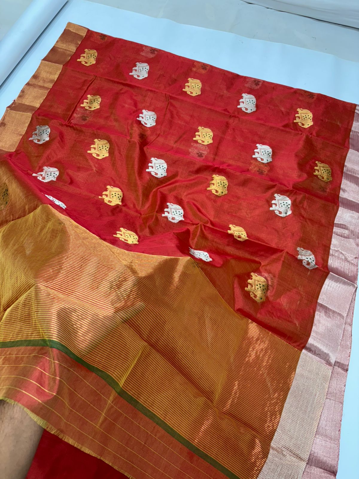 Chilly Red Chanderi Handloom Pattu Silk Eknal Buttas Saree