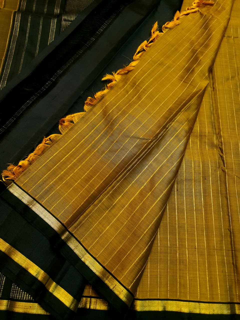 Mustard Kanchipuram Handloom 2G Gold Pattu Silk Saree